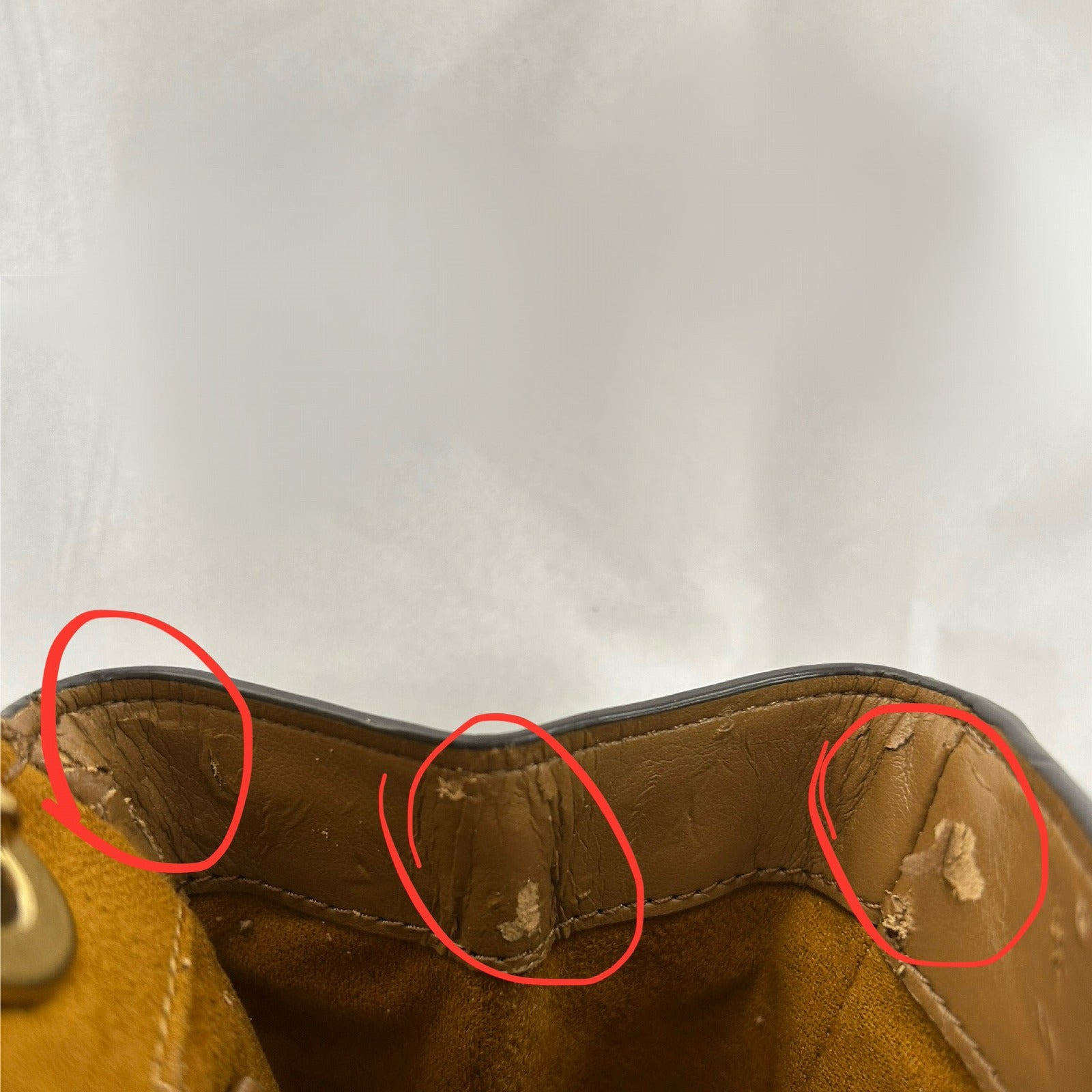 COACH 牛皮皮革Rucksack金扣鏈帶背包