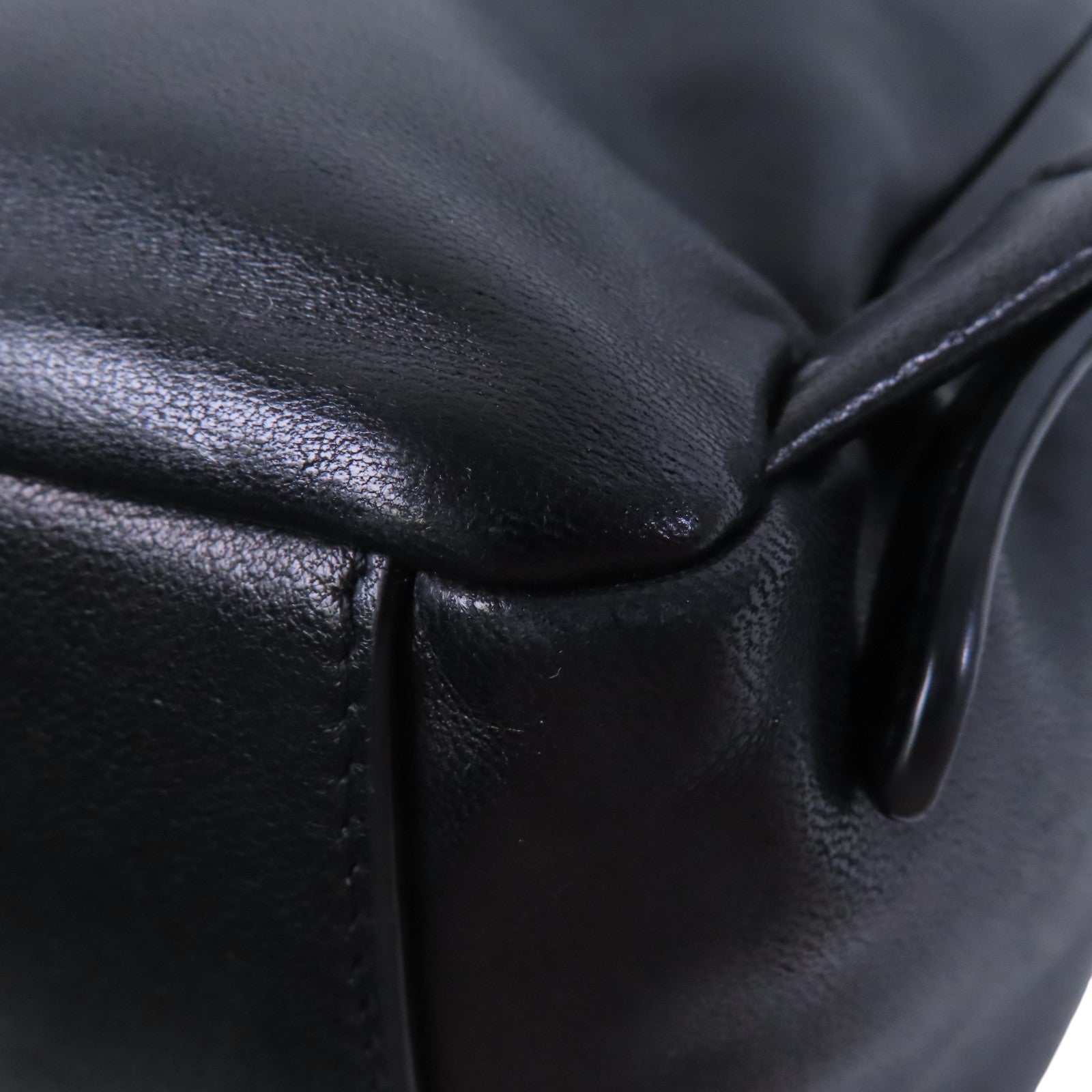 YVES SAINT LAURENT 牛皮皮革Backpack金扣背包