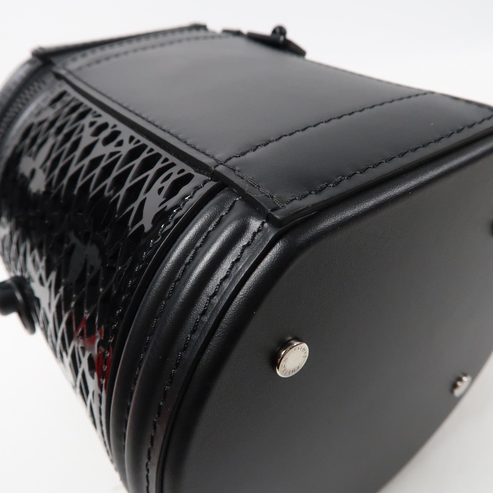 LOUIS VUITTON 【激減優惠】Monogram Lace Cannes手挽肩背兩用袋黑色