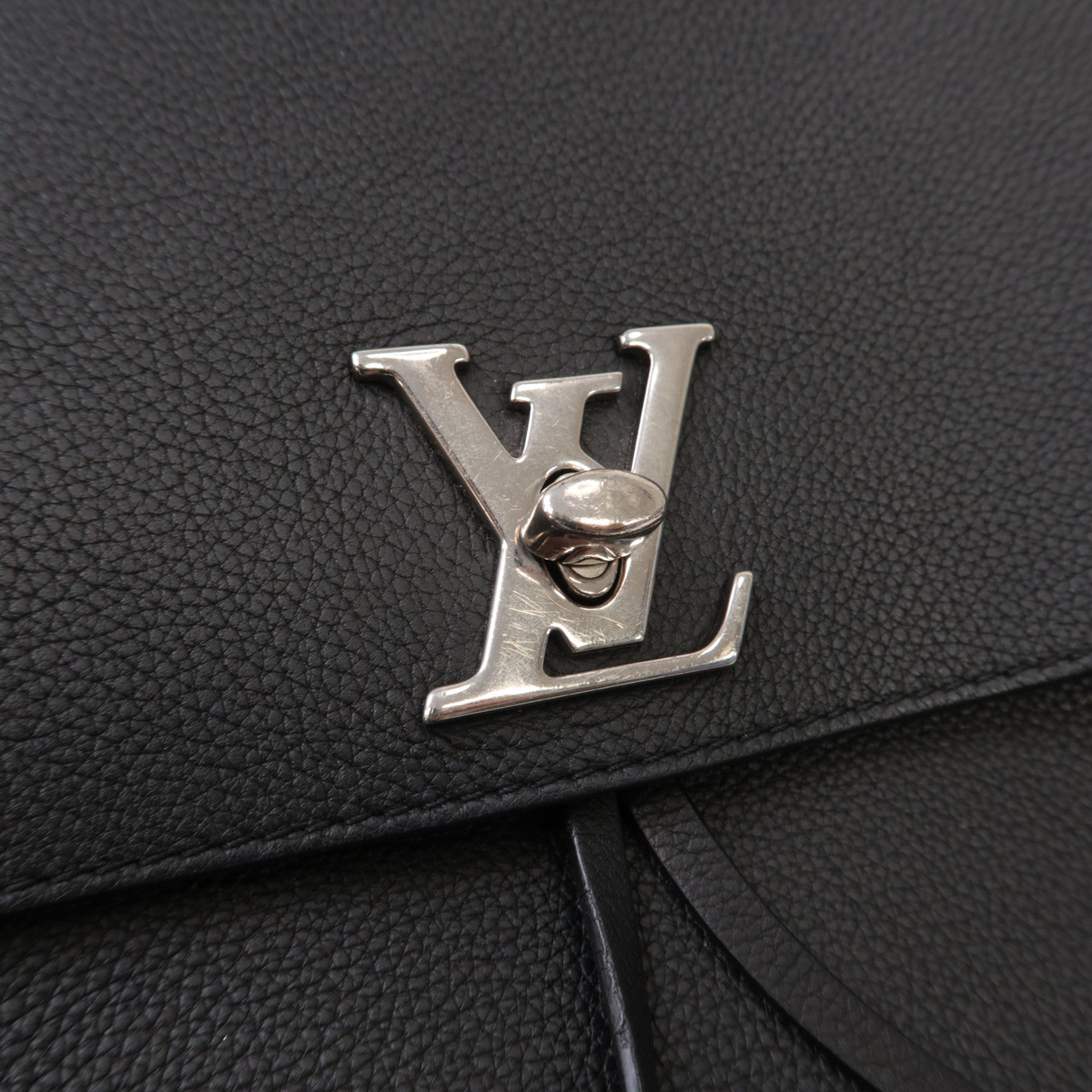 LOUIS VUITTON LV SHW Lock Me Backpack M41815 Calfskin Leather Black Noir
