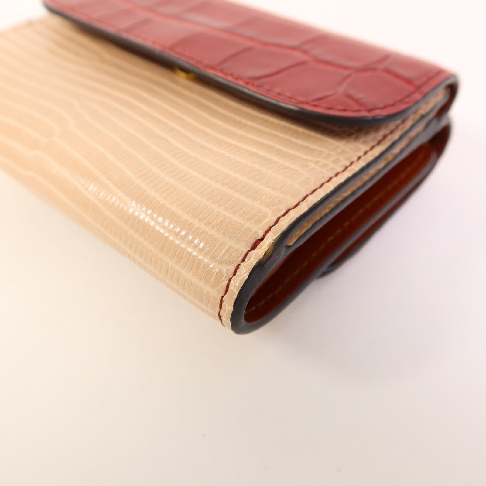 Chloe 牛皮皮革Trifold Wallet金扣錢包