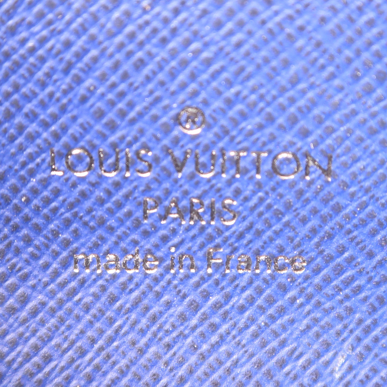 LOUIS VUITTON Taiga皮革Discovery Pochette銀扣手拿包