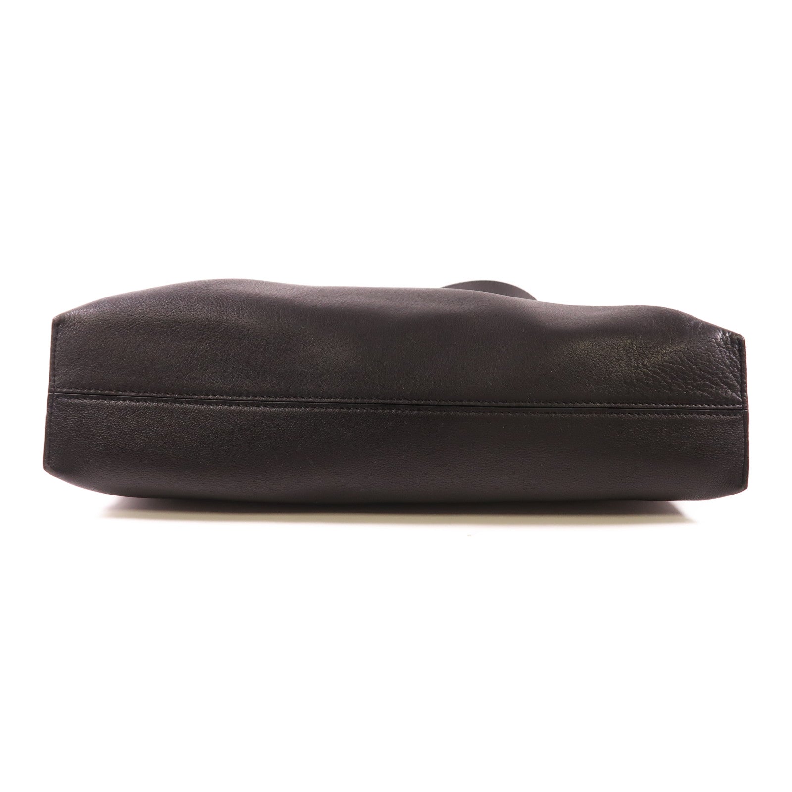 LOEWE 牛皮皮革Shoulder Bag銀扣肩背袋