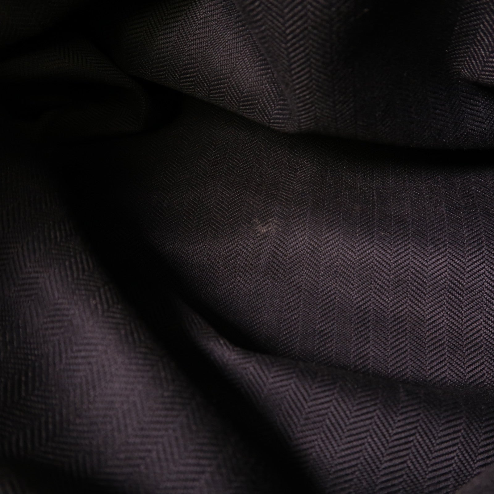 LOEWE 牛皮皮革Shoulder Bag銀扣肩背袋