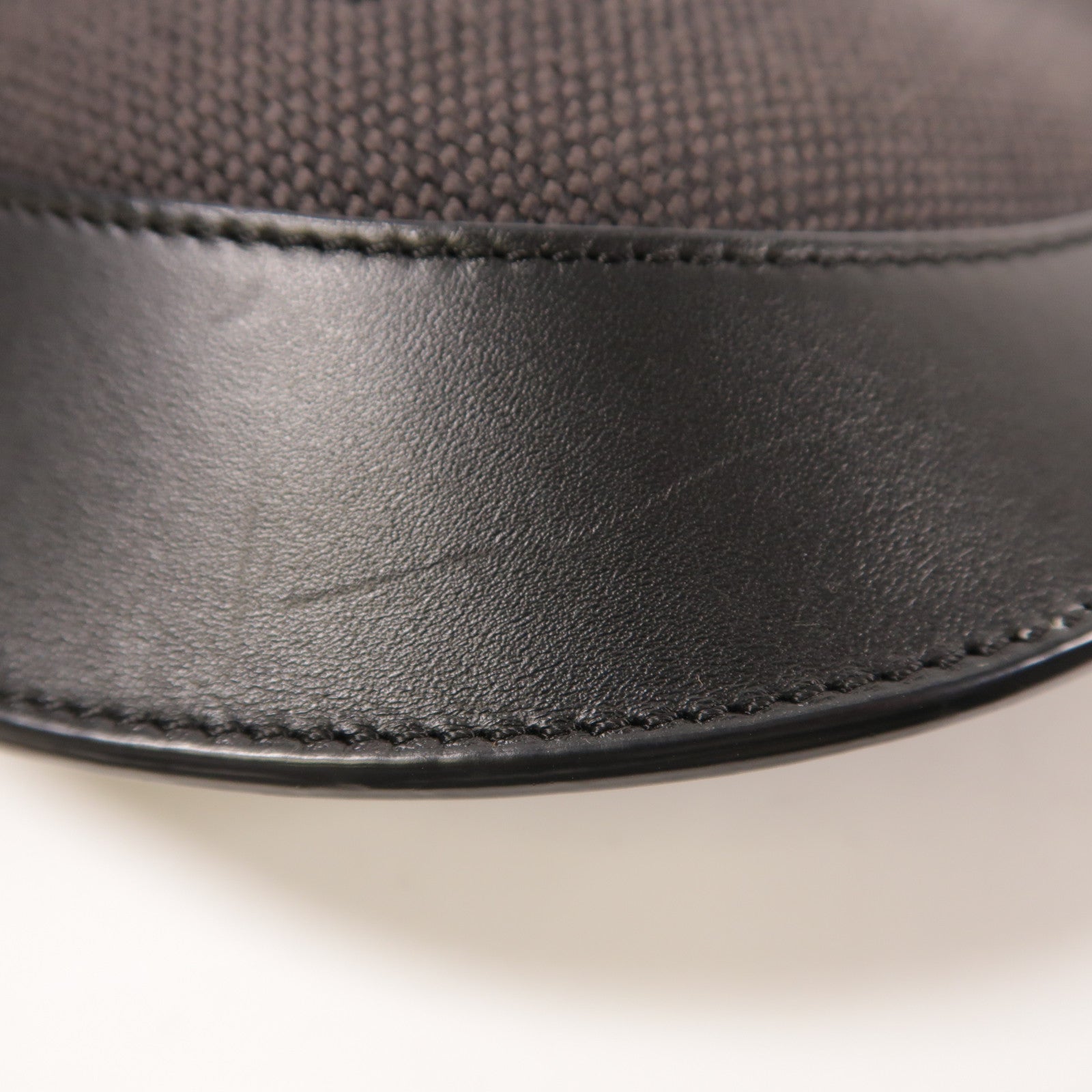 LOEWE 帆布Shoulder Bag金扣肩背袋