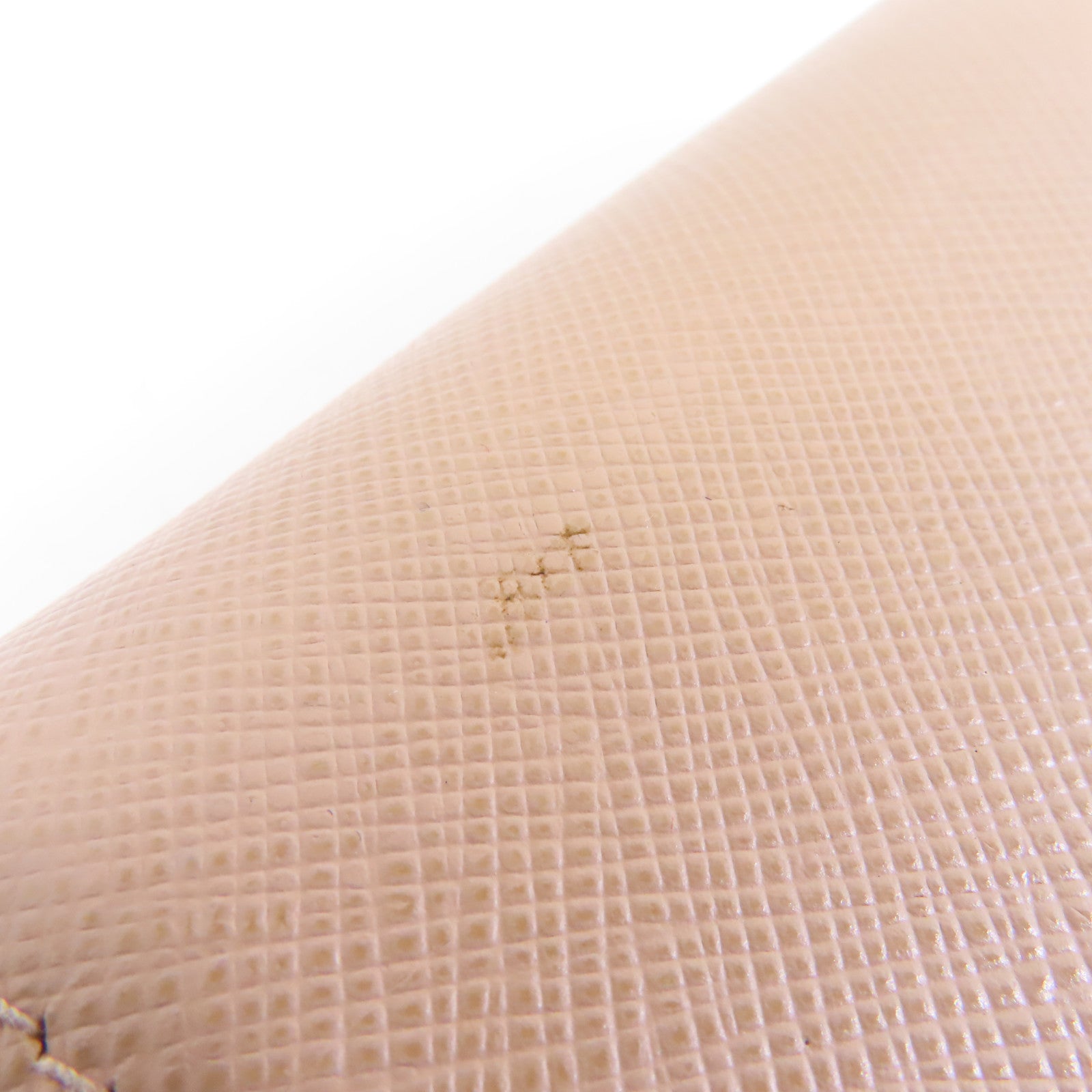 PRADA Saffiano皮革Wallet金扣錢包米色