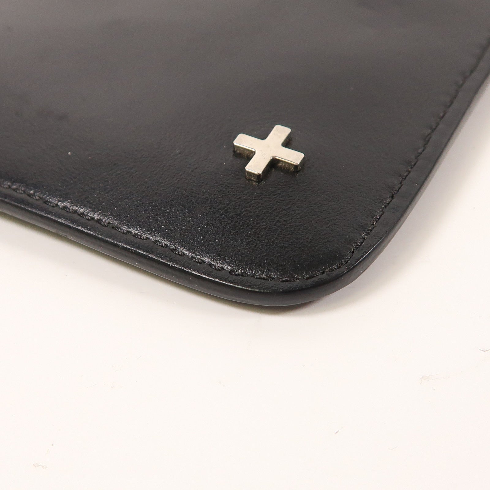 GIVENCHY 牛皮皮革Clutch銀扣手拿包