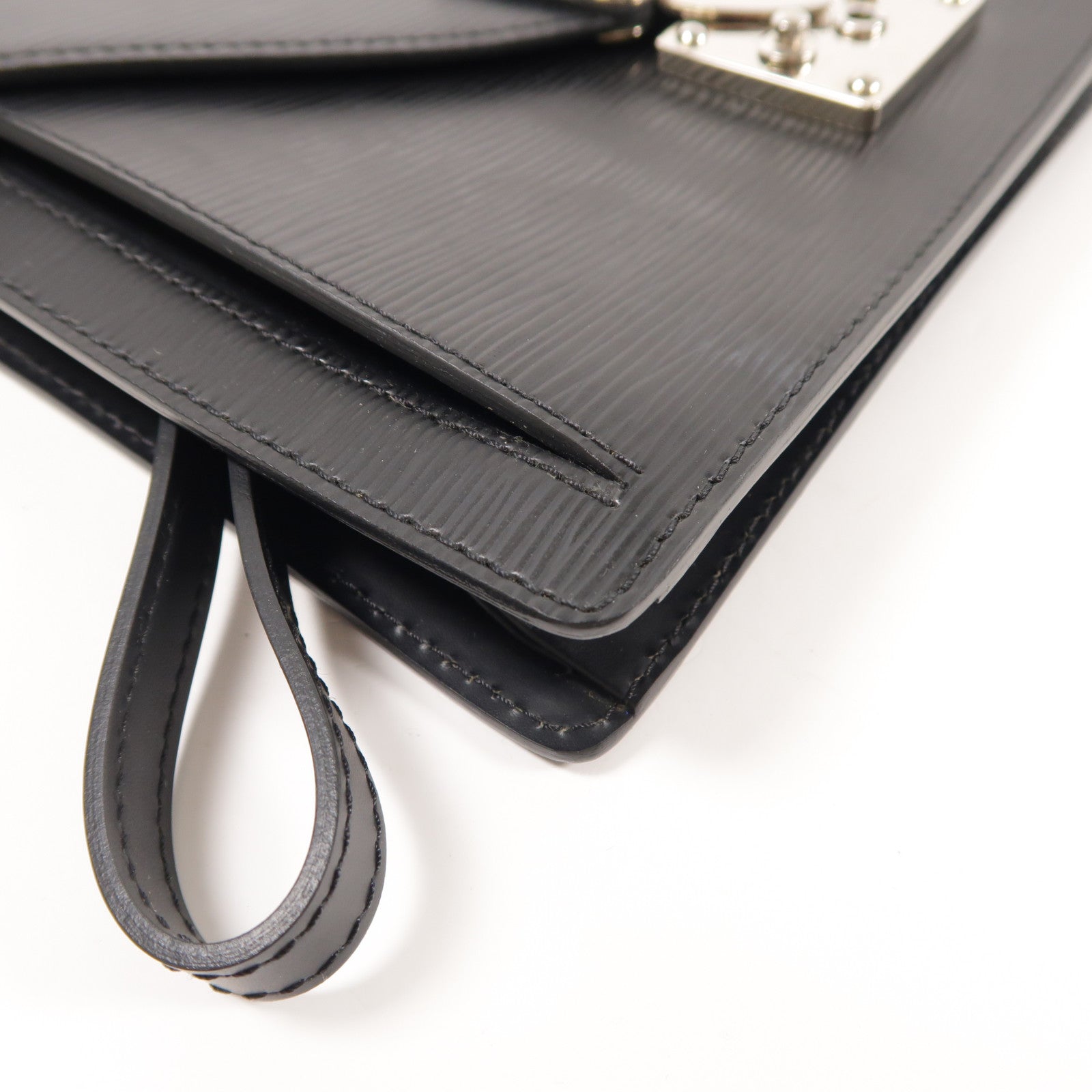 LOUIS VUITTON Epi Pochette Sellier Dra銀扣手拿包