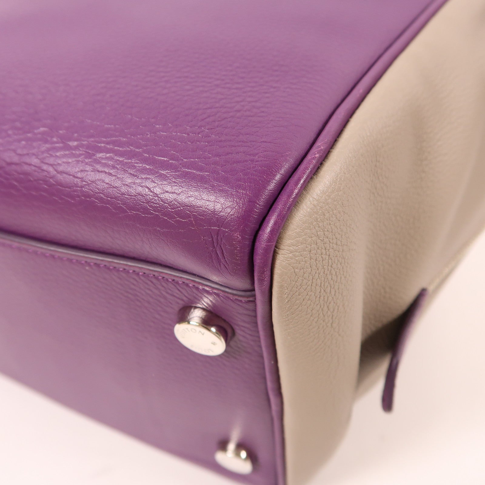 LOUIS VUITTON (PRICE DOWN) LV SHW Milaris Hand Bag Leather Purple/Grey