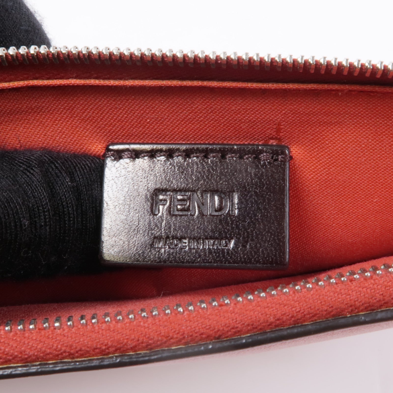 FENDI 牛皮皮革Clutch銀扣手拿包