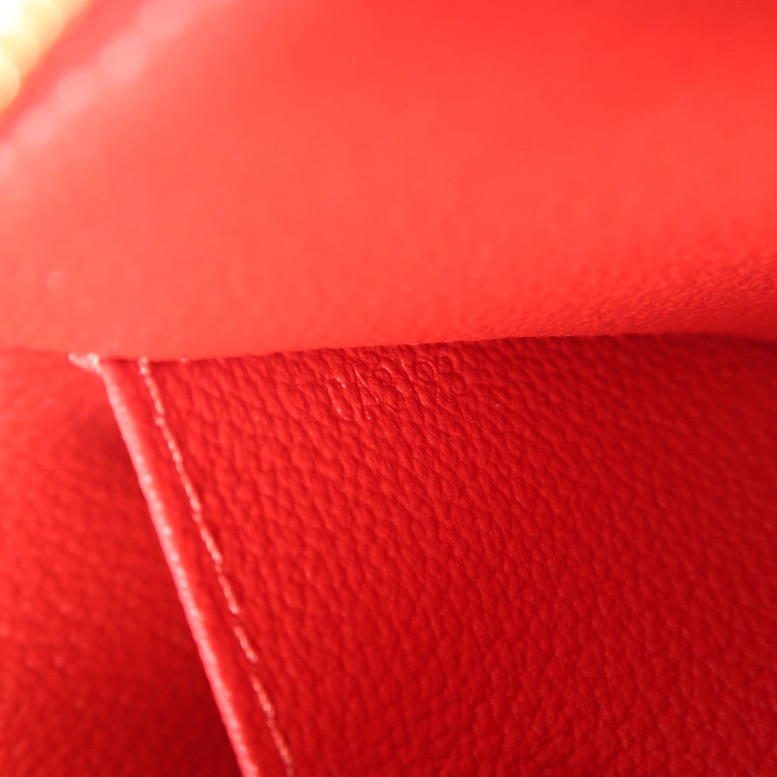 LOUIS VUITTON Damier Make Up Bag PM金扣化妝袋