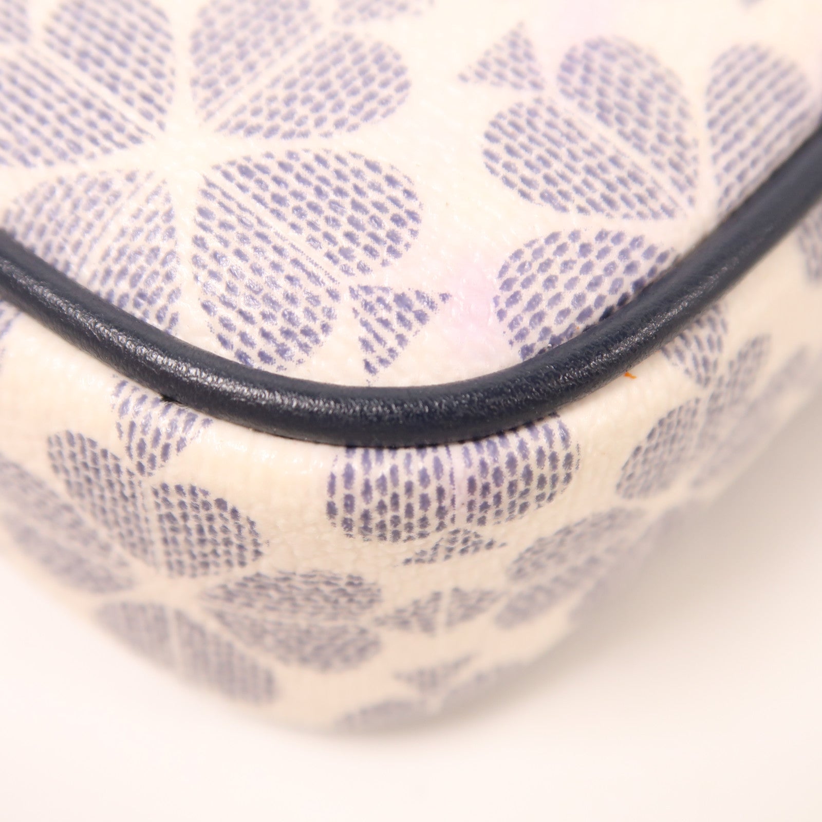 Kate Spade 塗層帆布Shoulder Bag銀扣肩背袋