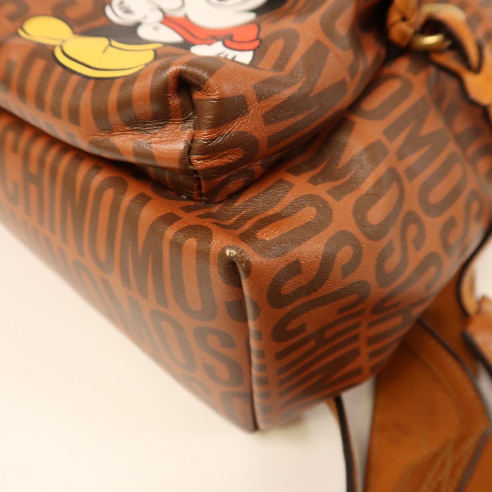 MOSCHINO 牛皮皮革Betty Collection金扣背包啡色