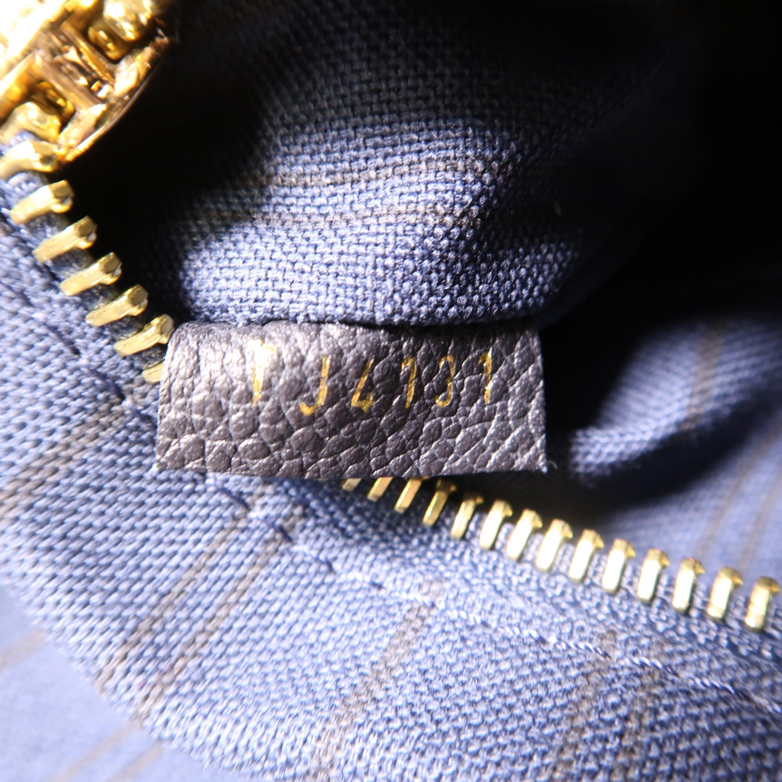 LOUIS VUITTON Monogram Empreinte Citadine GM金扣肩背袋/深藍色