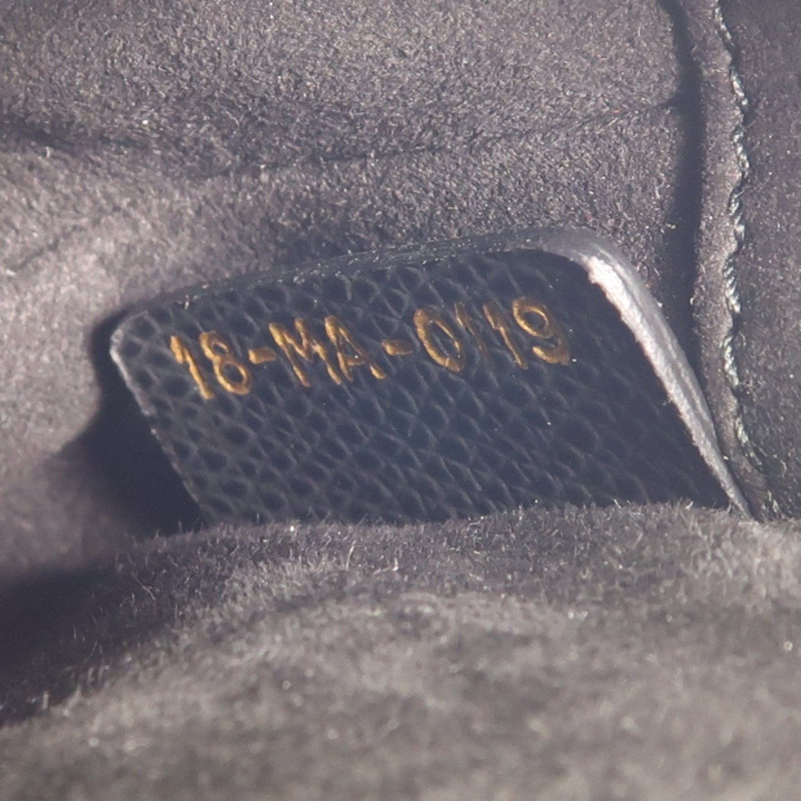 Dior 牛皮皮革Saddle Mini金扣手挽肩背兩用袋