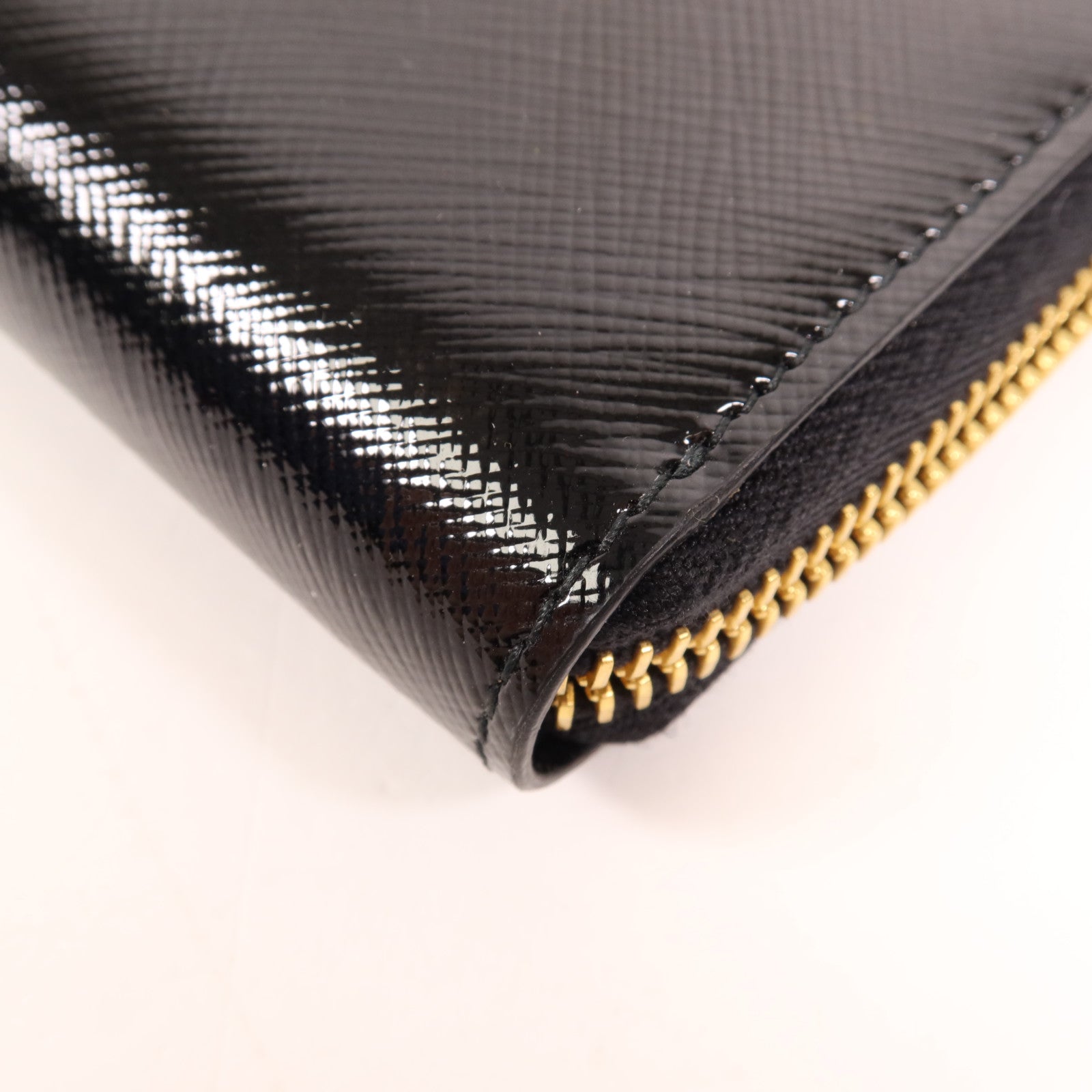 PRADA 漆皮皮革Long Wallet金扣長錢包