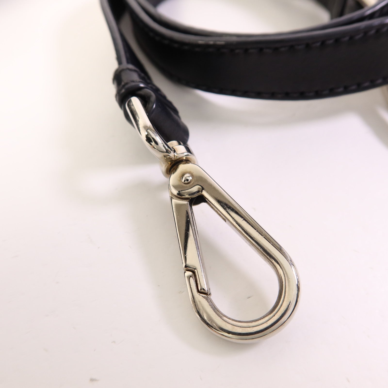 PRADA 牛皮皮革Shoulder Bag銀扣手挽肩背兩用袋