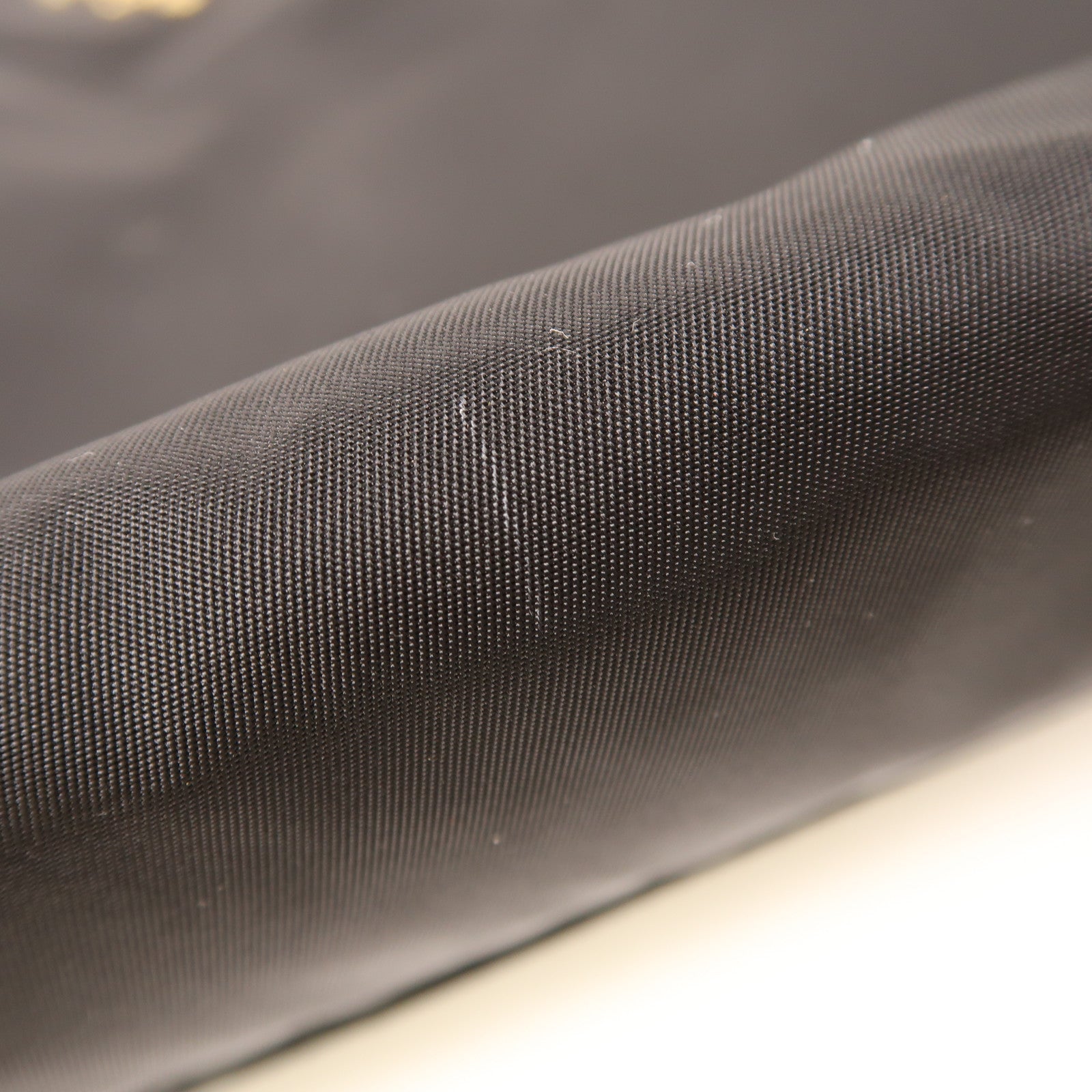 PRADA 尼龍Should Bag金扣肩背袋