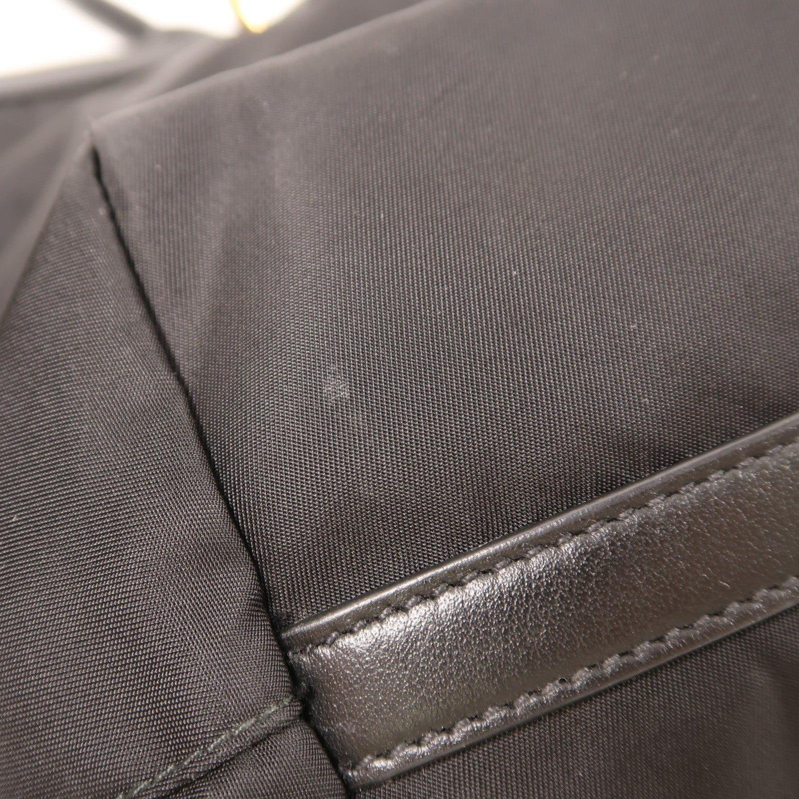 PRADA 尼龍Should Bag金扣肩背袋