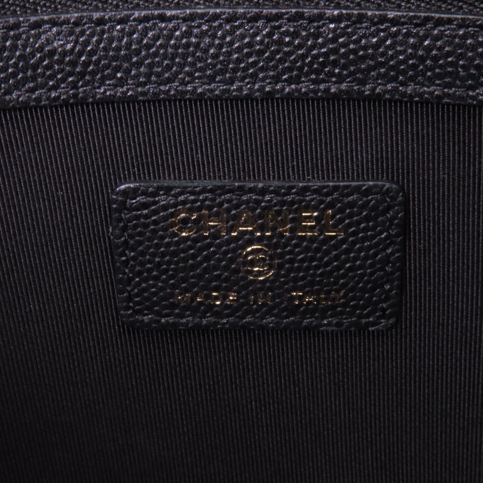 CHANEL 牛皮皮革Clutch銀扣手拿包