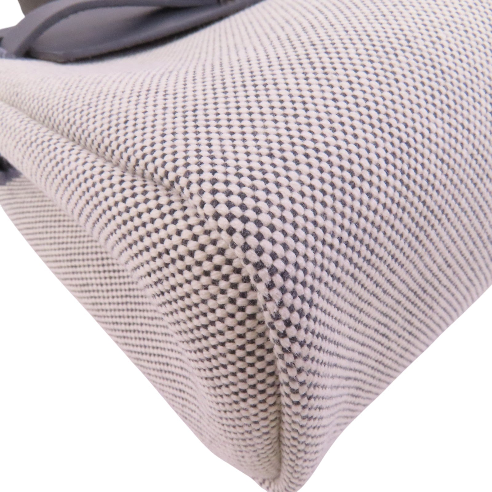 HERMES 帆布Mini Herbag銀扣肩背袋