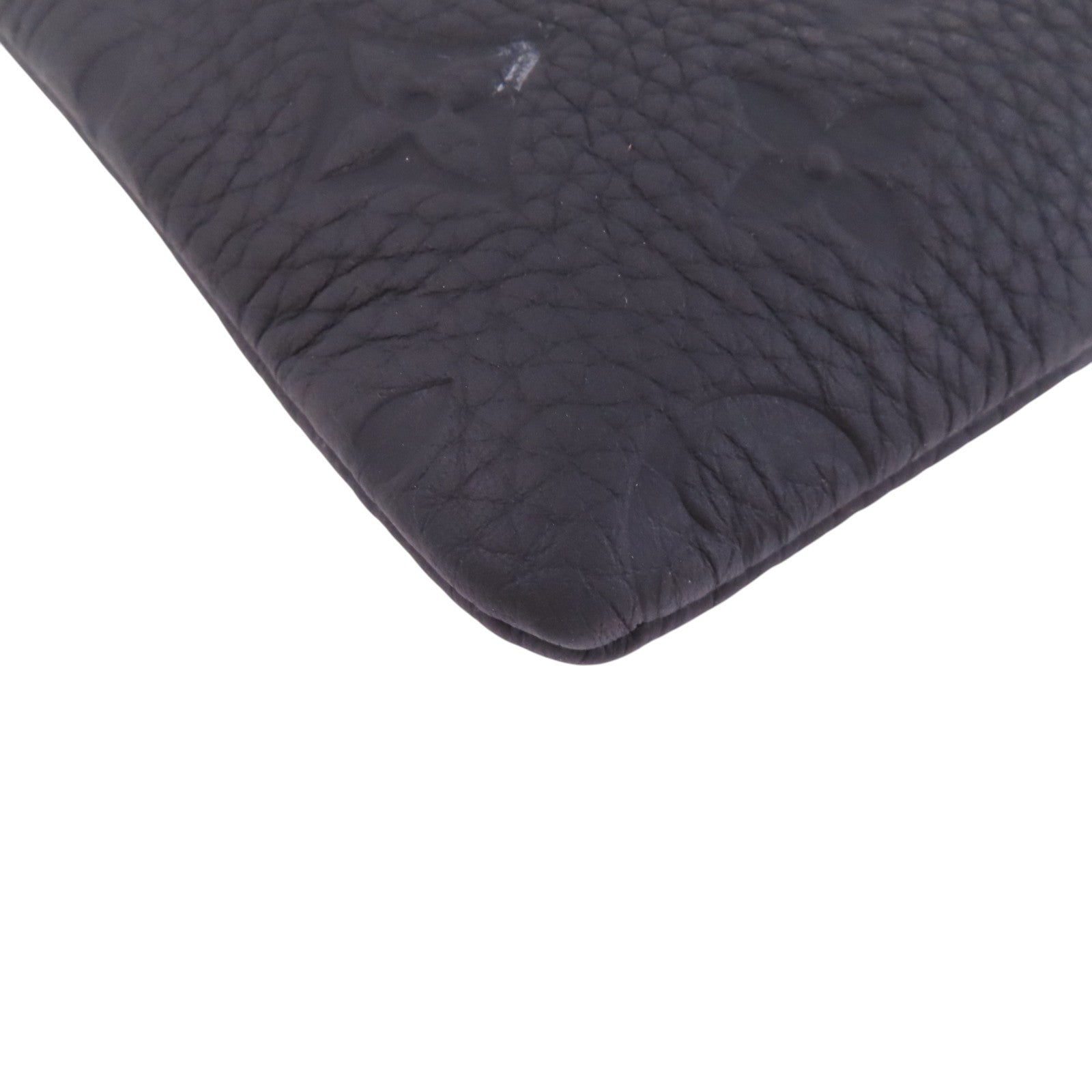 LOUIS VUITTON Taurillon Monogram Pochette手拿包