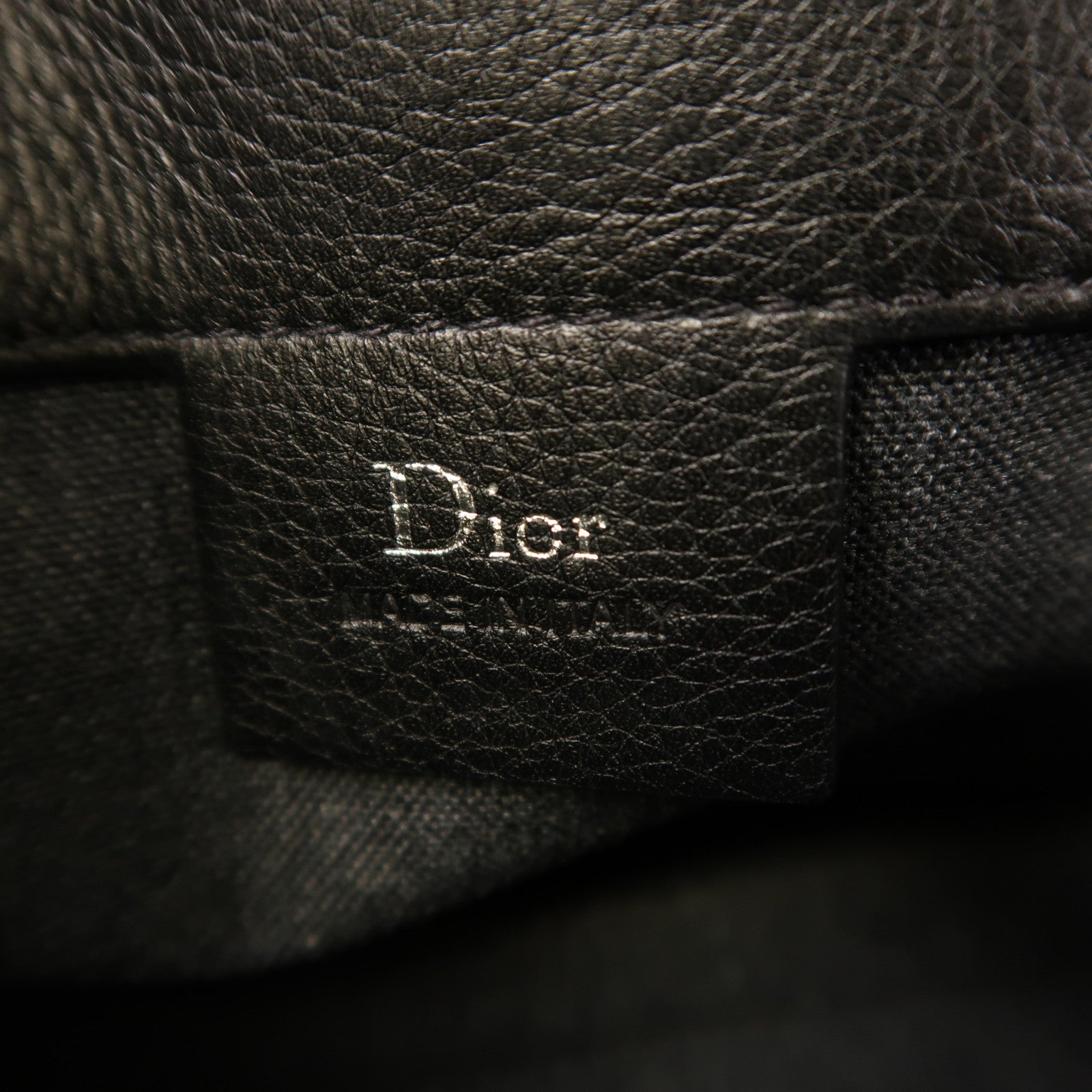 Dior 牛皮皮革Pouch銀扣手拿包黑色