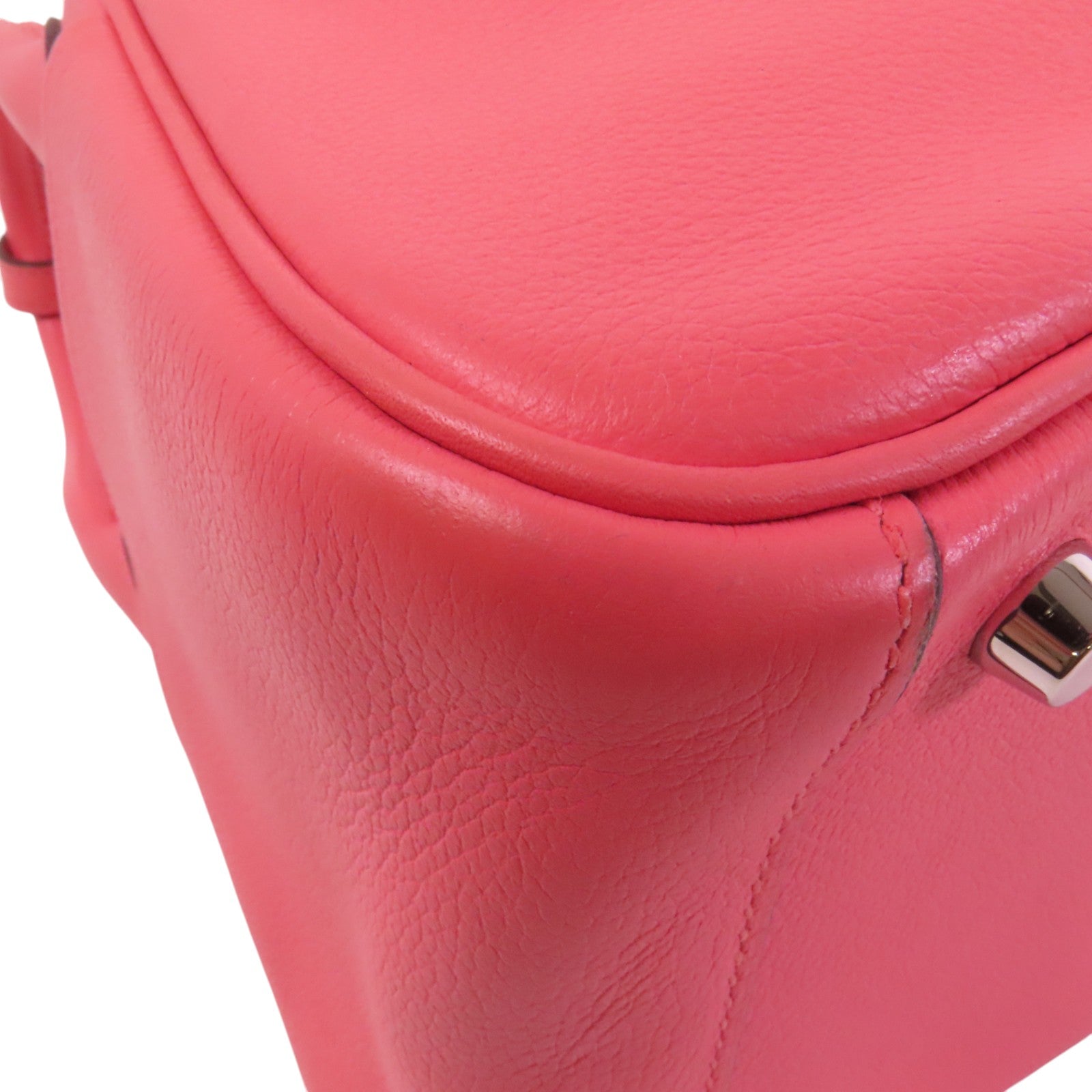 HERMES Evercolor皮革Lindy 26銀扣肩背袋