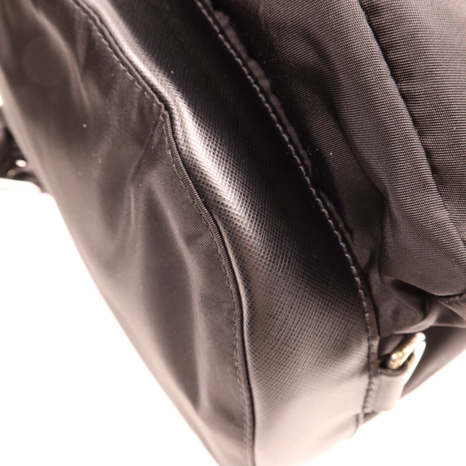 PRADA 尼龍Rucksack銀扣背包