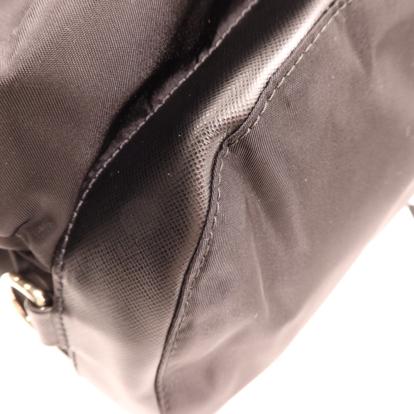 PRADA 尼龍Rucksack銀扣背包