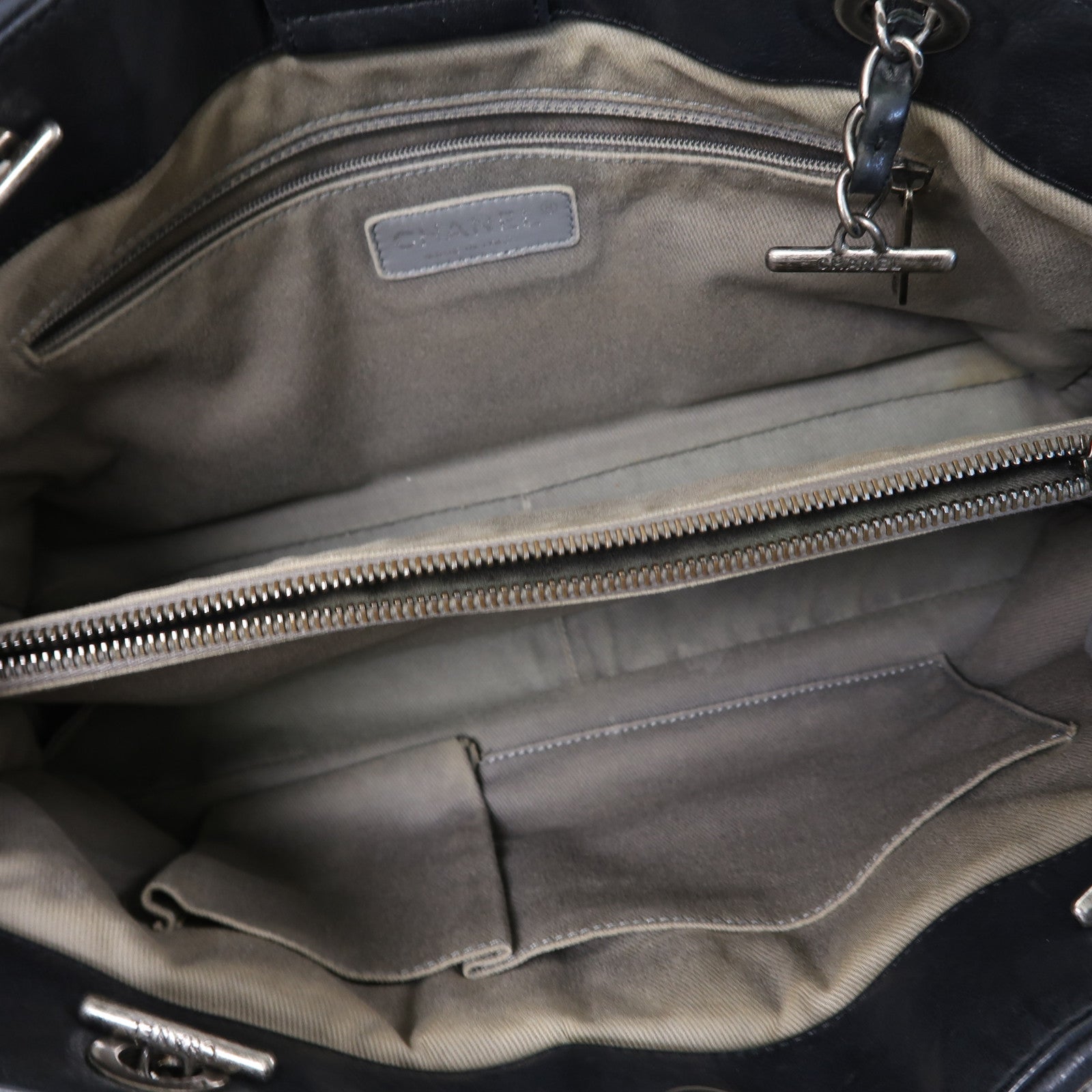 CHANEL 【激減優惠】菱格牛皮皮革Chain Shoulder銀扣鏈帶肩背袋黑色