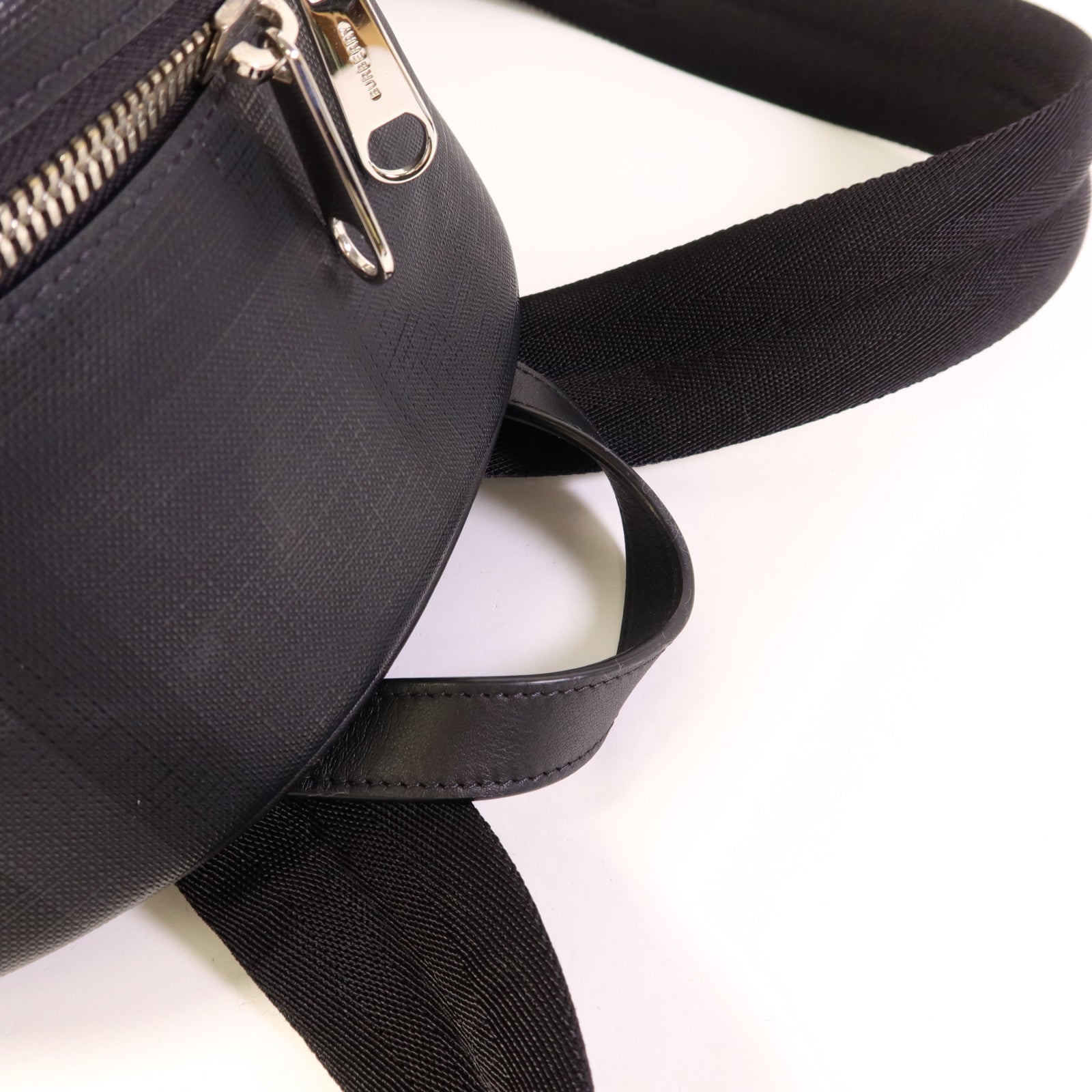 BURBERRY 牛皮皮革Backpack銀扣背包