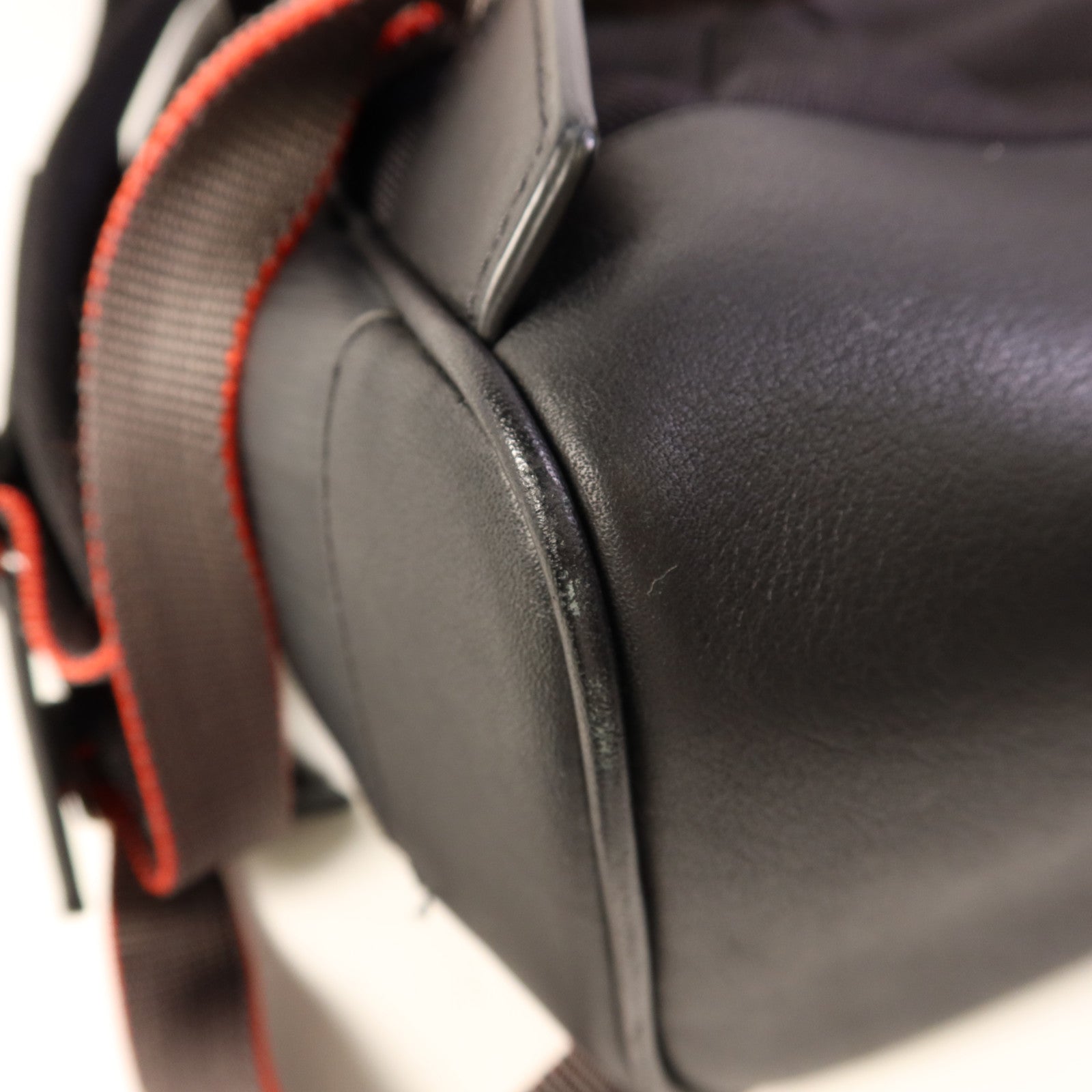 BURBERRY 牛皮皮革Backpack銀扣背包