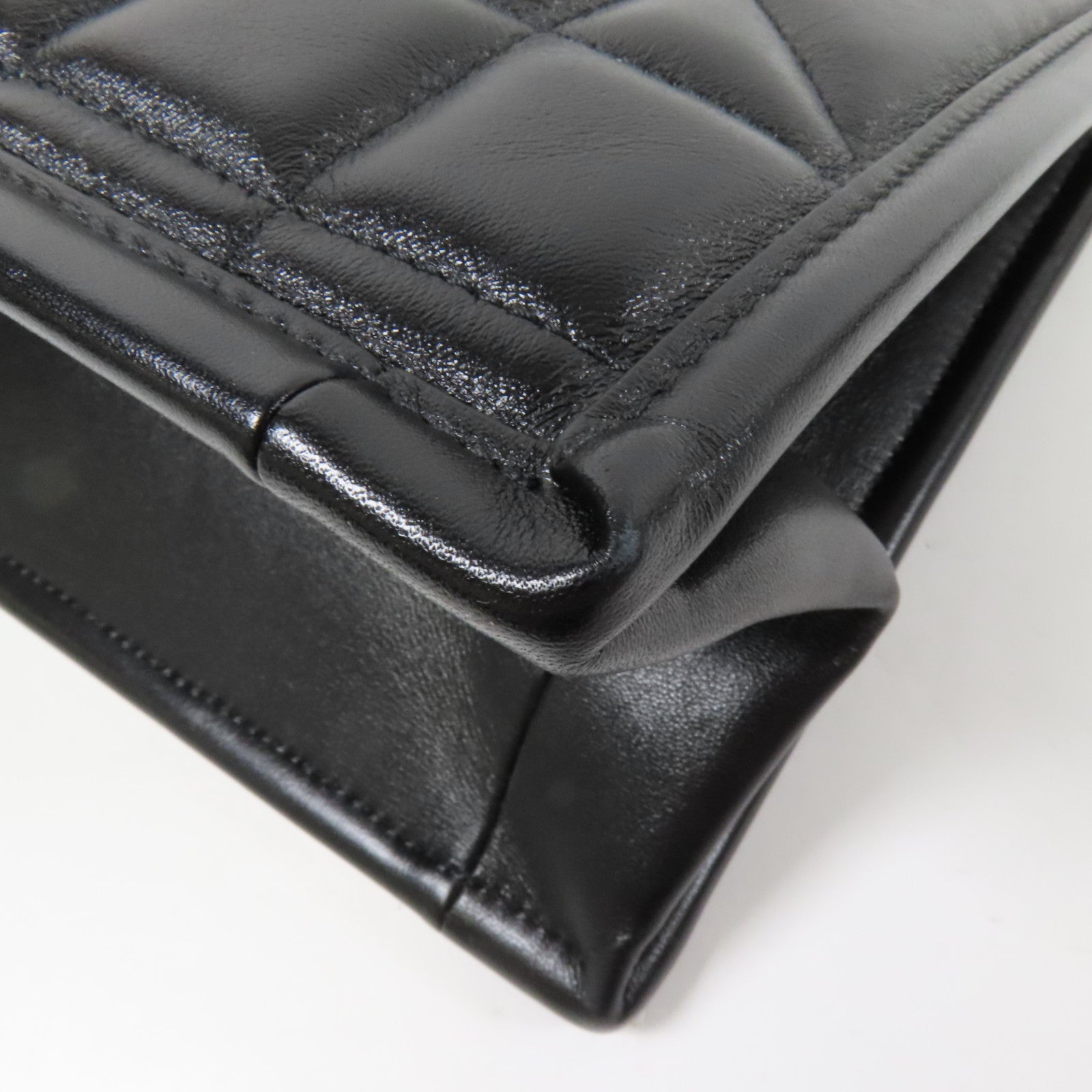 Dior 羊皮皮革Essential Tote Small金扣肩背袋