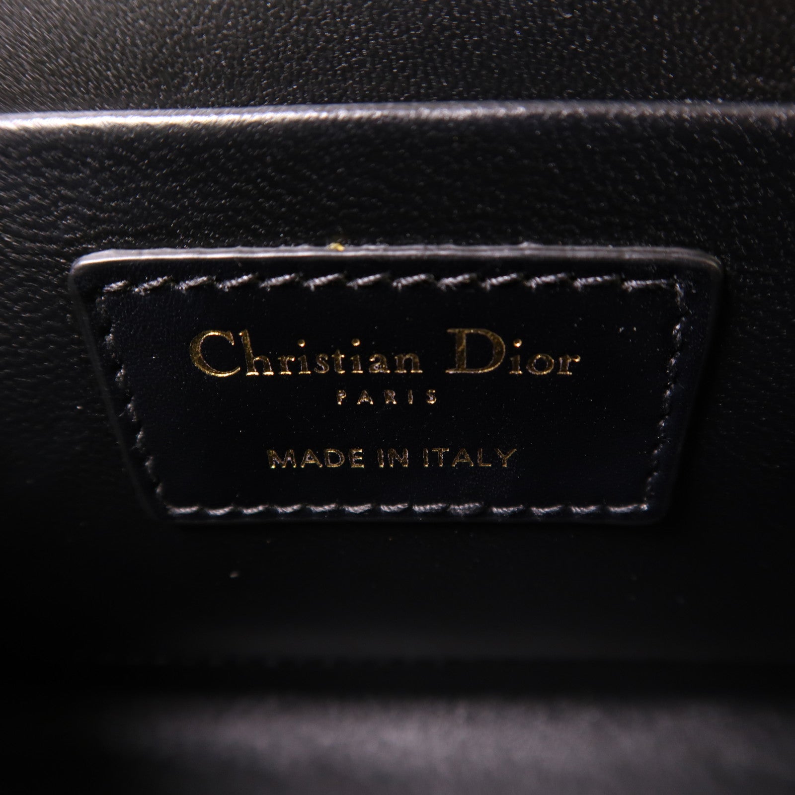 Dior 牛皮皮革30 Montaigne金扣肩背袋