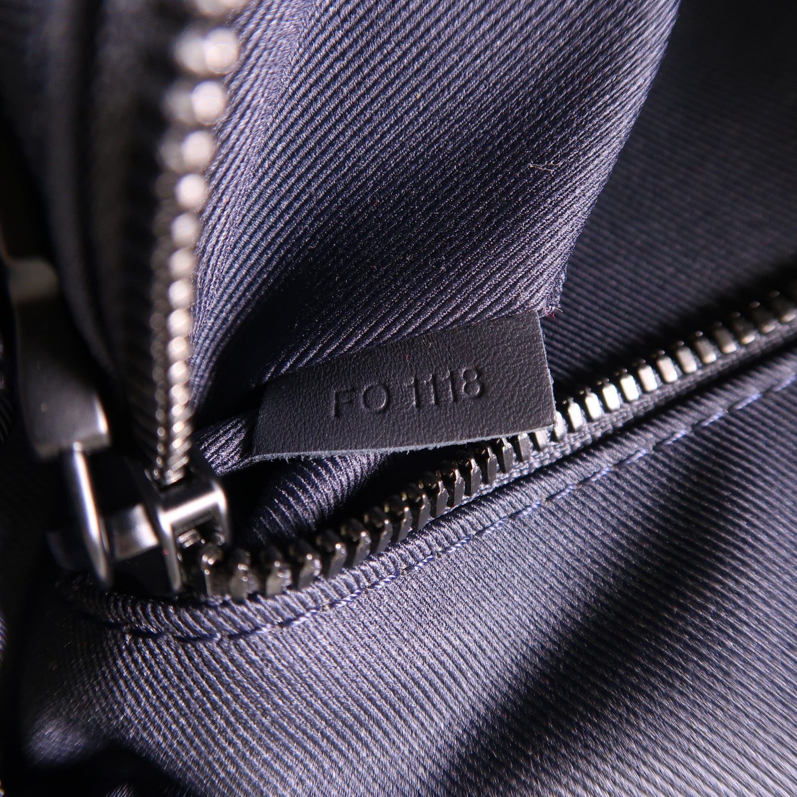 LOUIS VUITTON Monogram Ink Discovery背包