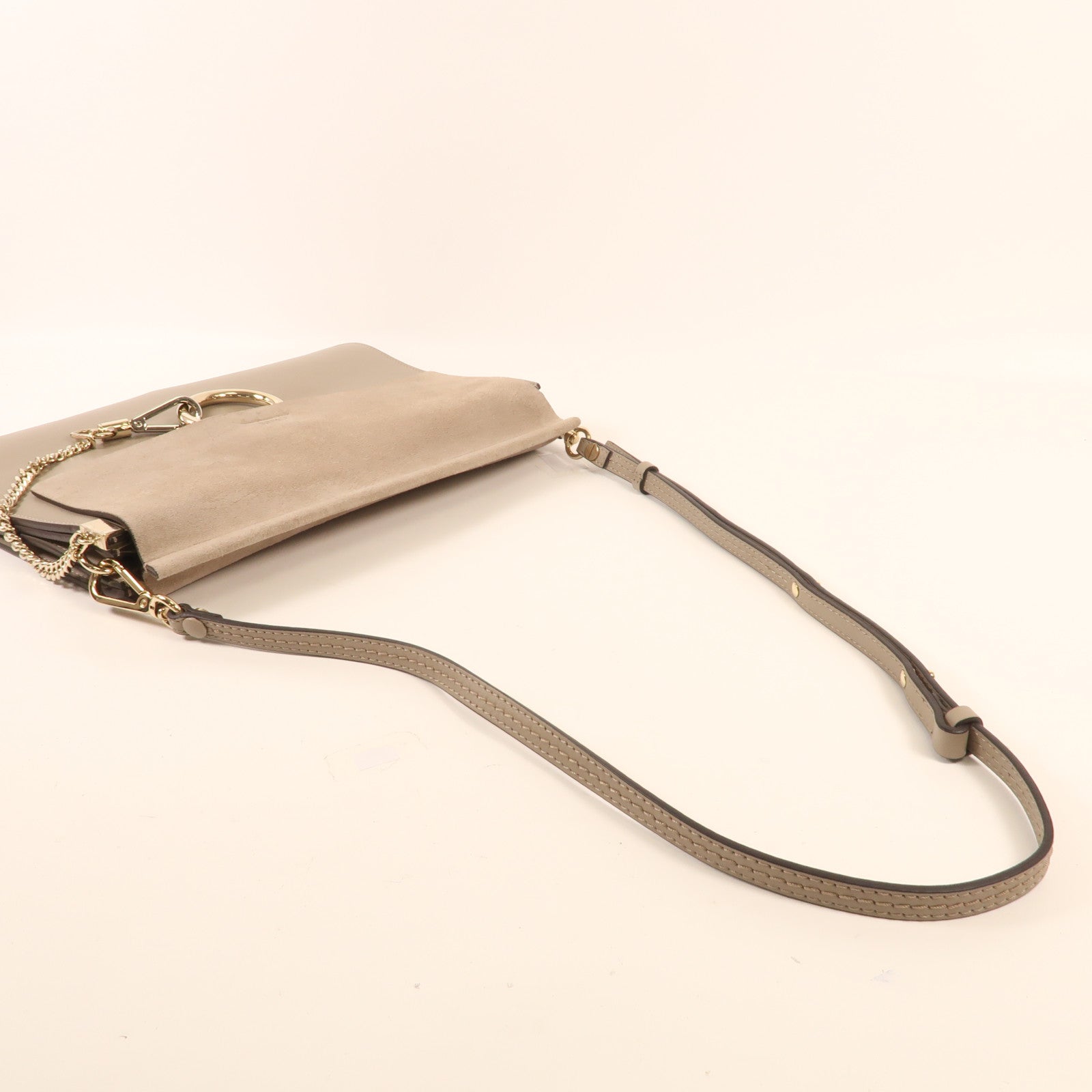 Chloe 牛皮皮革Faye Bag金扣肩背袋