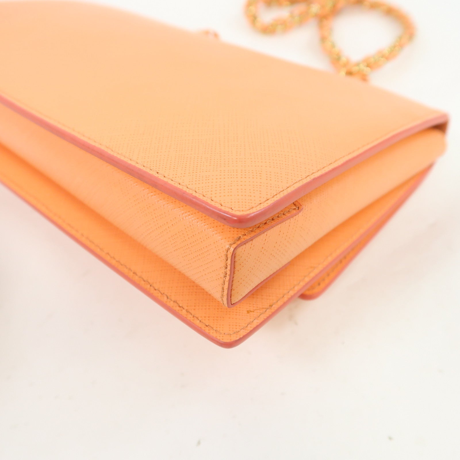 Salvatore Ferragamo 【激減優惠】牛皮皮革Chain Shoulder金扣鏈帶肩背袋橘粉色