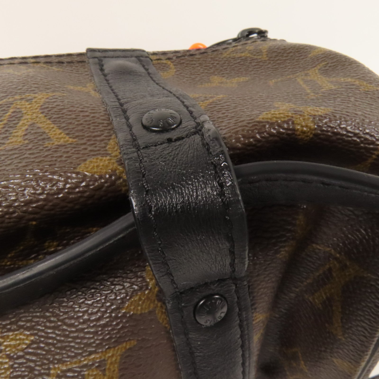 LOUIS VUITTON Monogram Papillon Messenger肩背袋