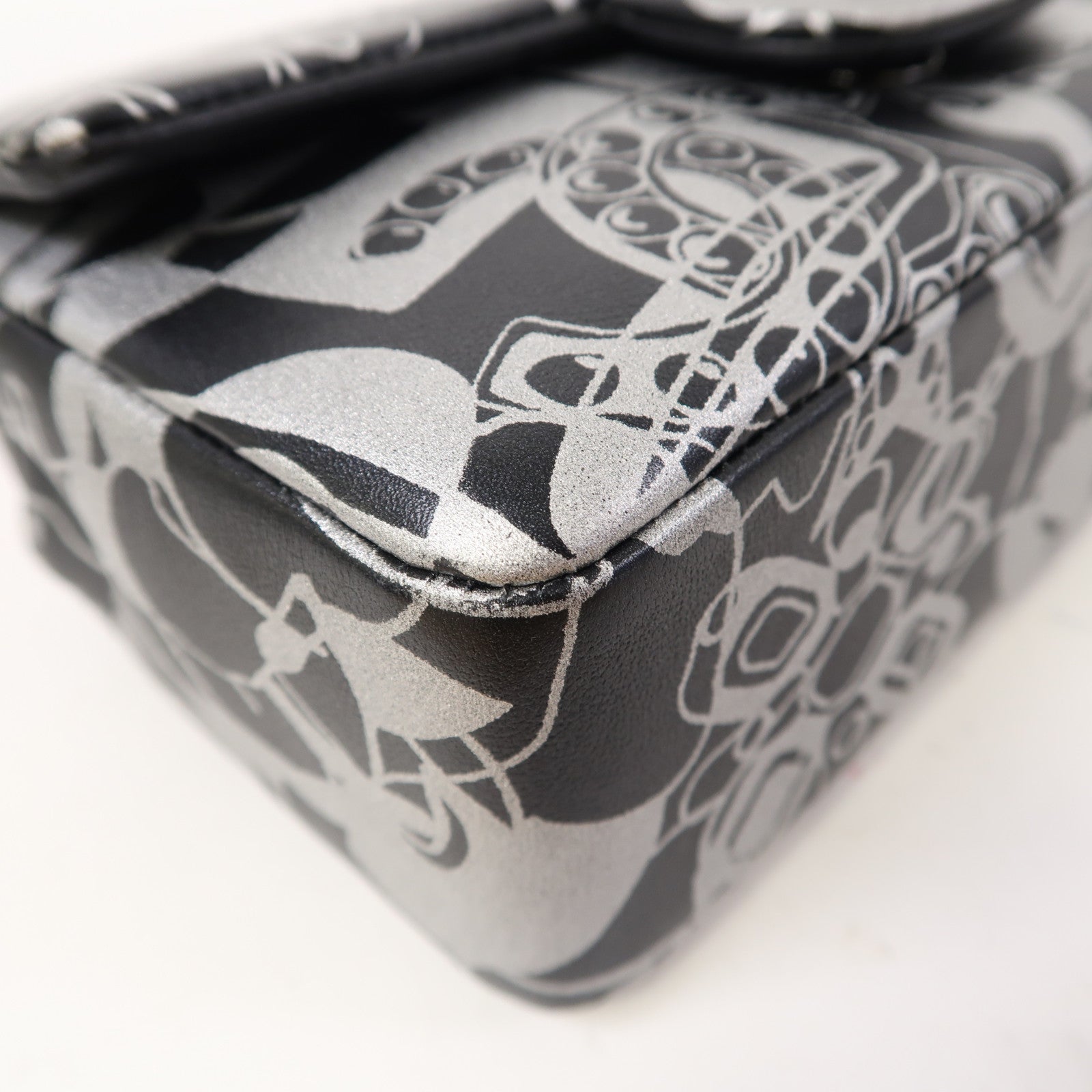 CHANEL 【激減優惠】牛皮皮革Chain Shoulder銀扣鏈帶肩背袋黑色/銀色