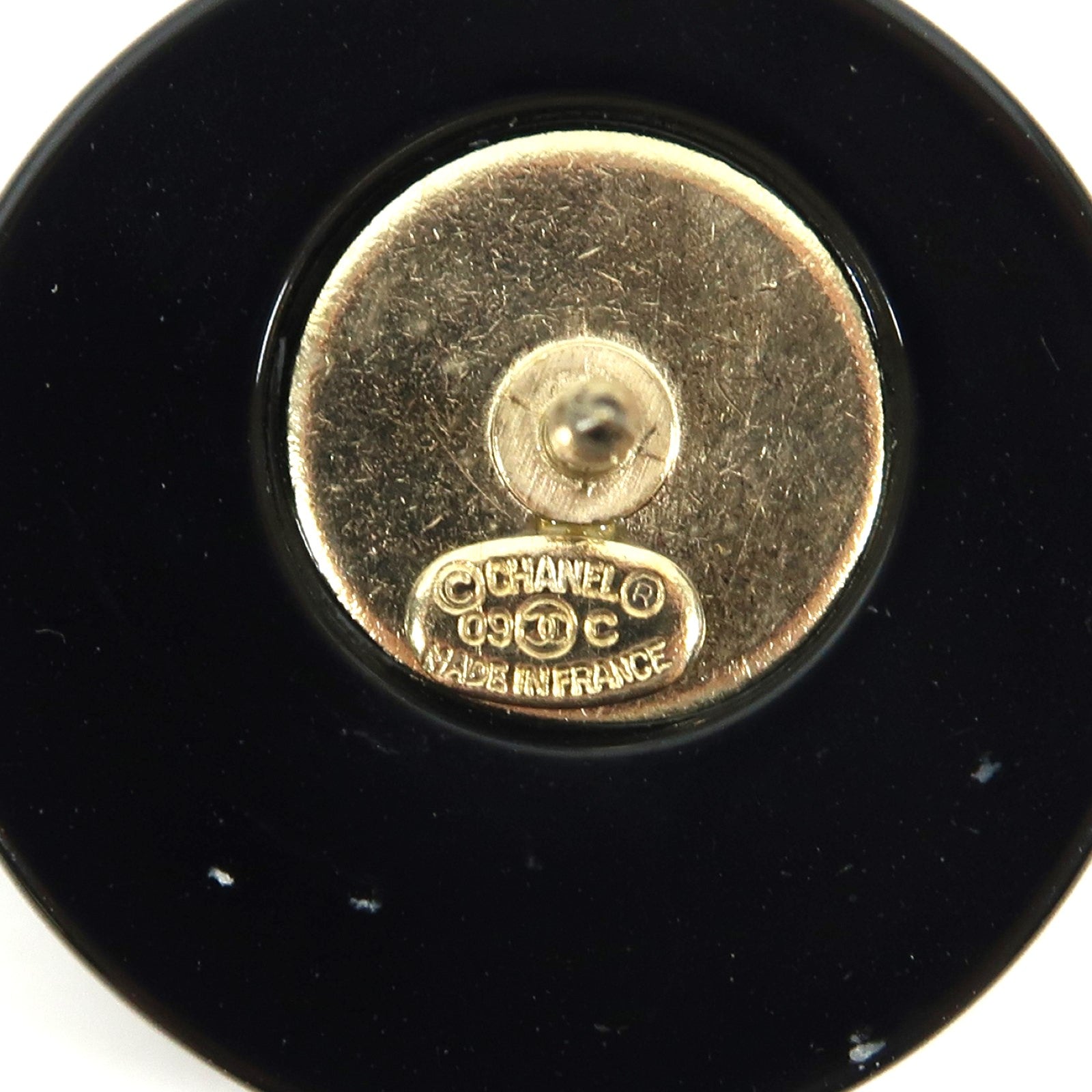 CHANEL (PRICE DOWN) CC PVC Brooch Black/White