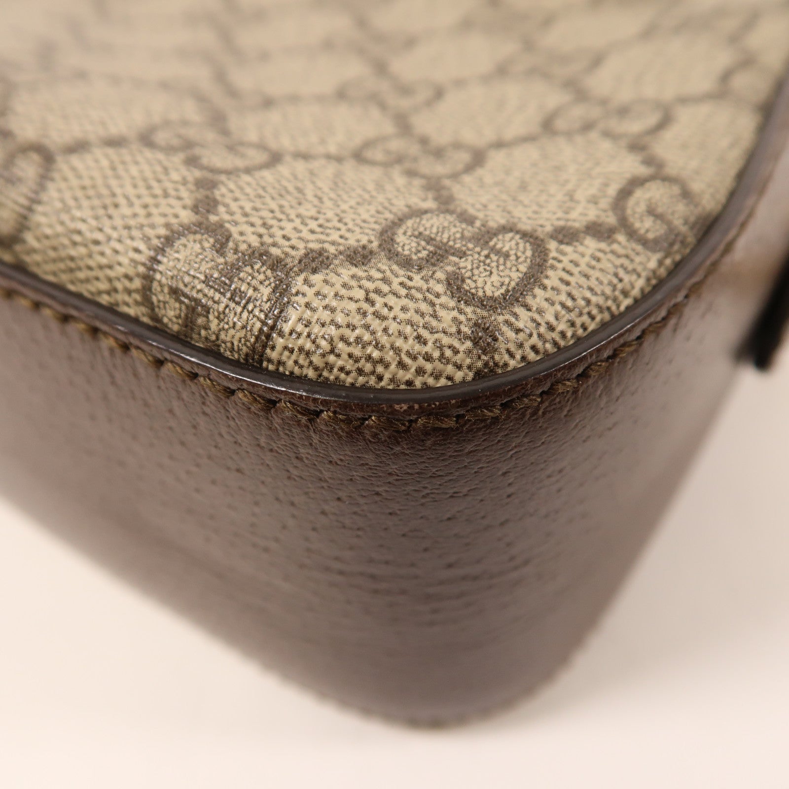 GUCCI 塗層帆布GG Supreme肩背袋