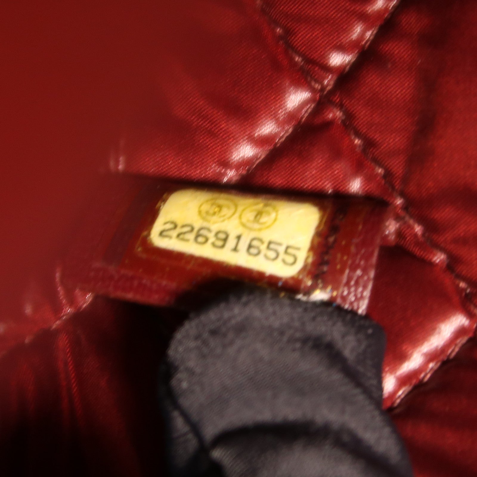 CHANEL CC GHW Pouch Lambskin Leather Black