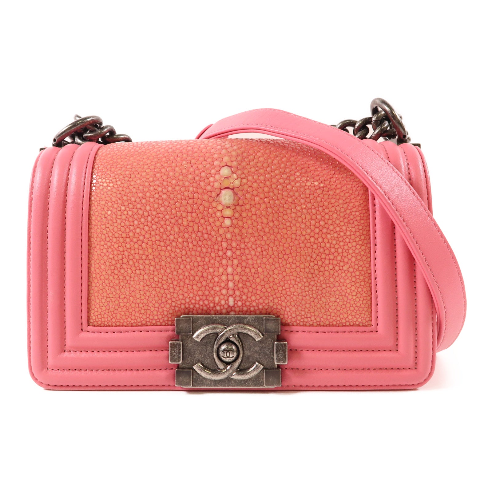 CHANEL 魔鬼魚皮革/牛皮皮革Boy 20鏈帶肩背袋