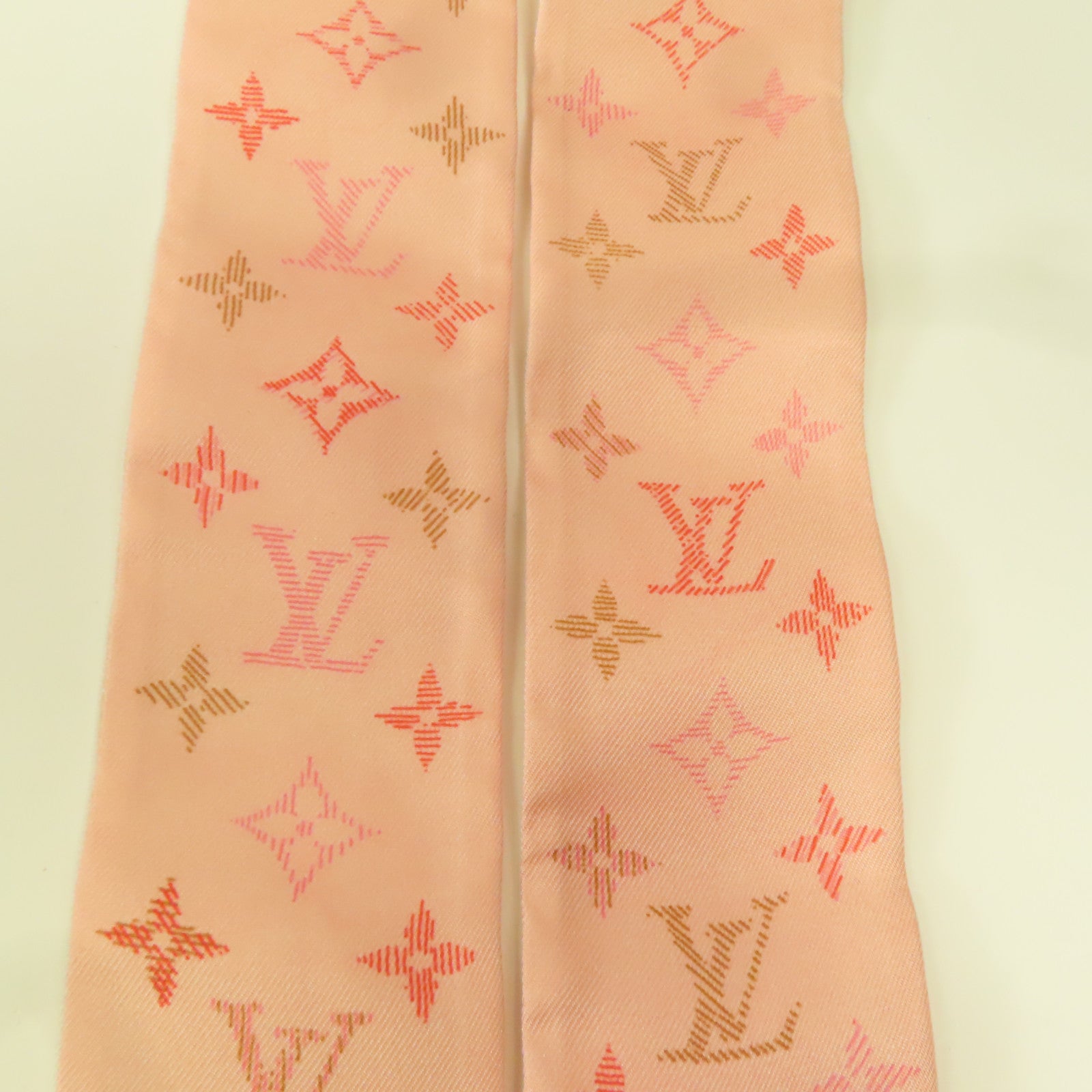 LOUIS VUITTON 絲質Scarf絲巾