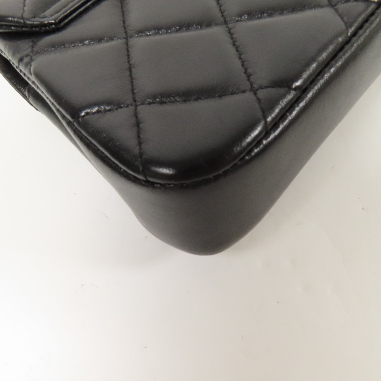 CHANEL 牛皮皮革Chain Shoulder金扣肩背袋