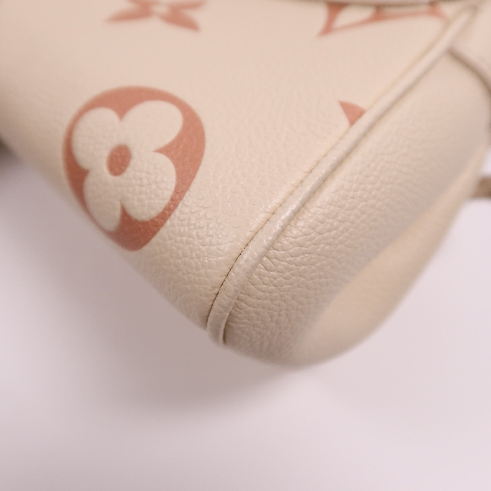 LOUIS VUITTON Monogram Emprenite Favorite金扣鏈帶肩背袋