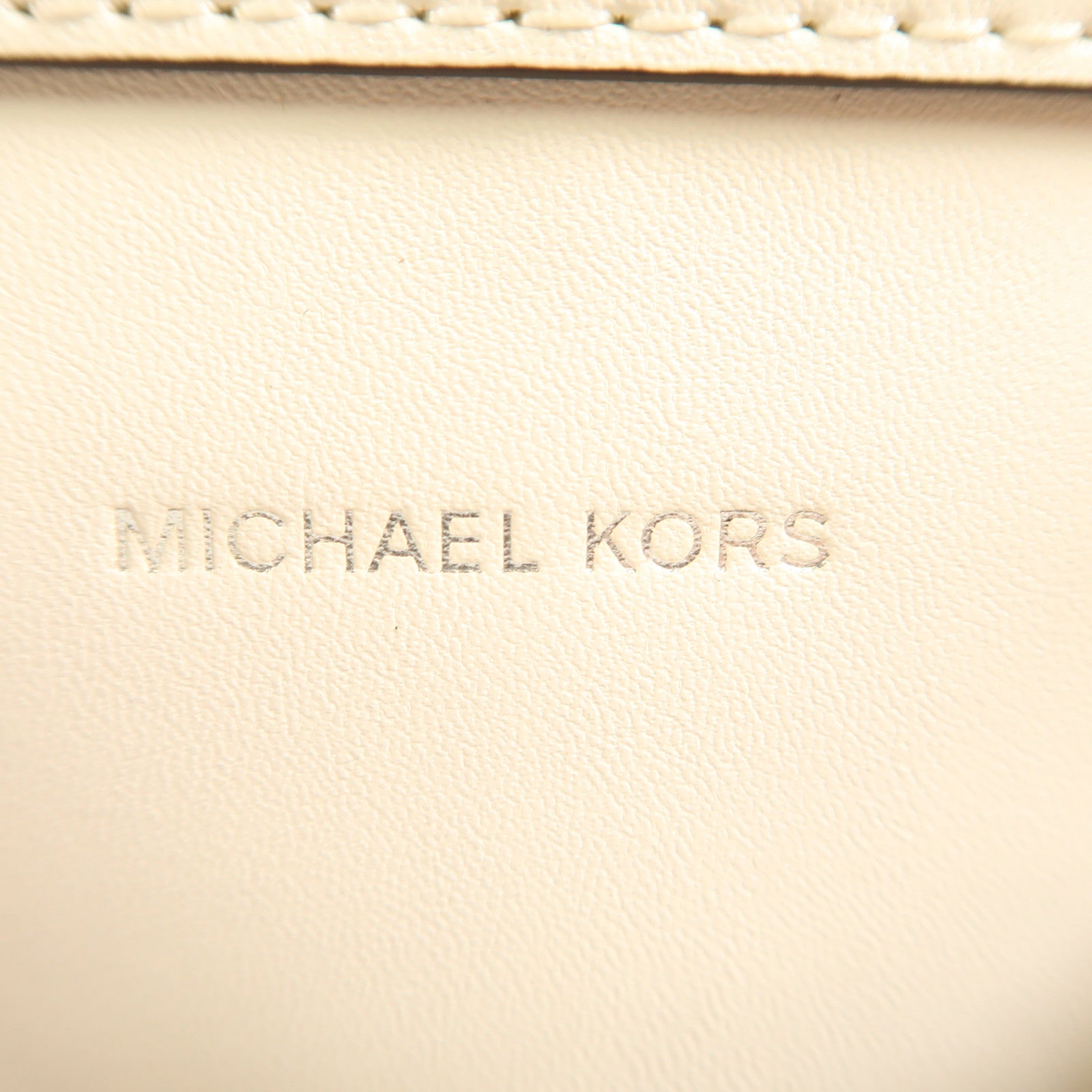 Michael Kors 牛皮皮革Jet Set Phone bag銀扣手挽肩背兩用袋白色