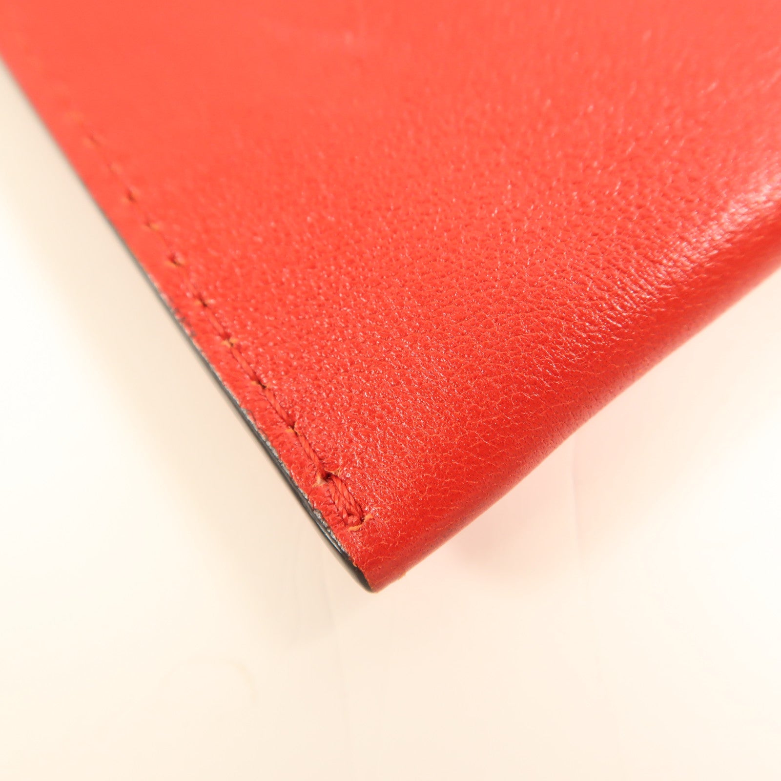 MOSCHINO 牛皮皮革Pouch金扣手拿包紅色