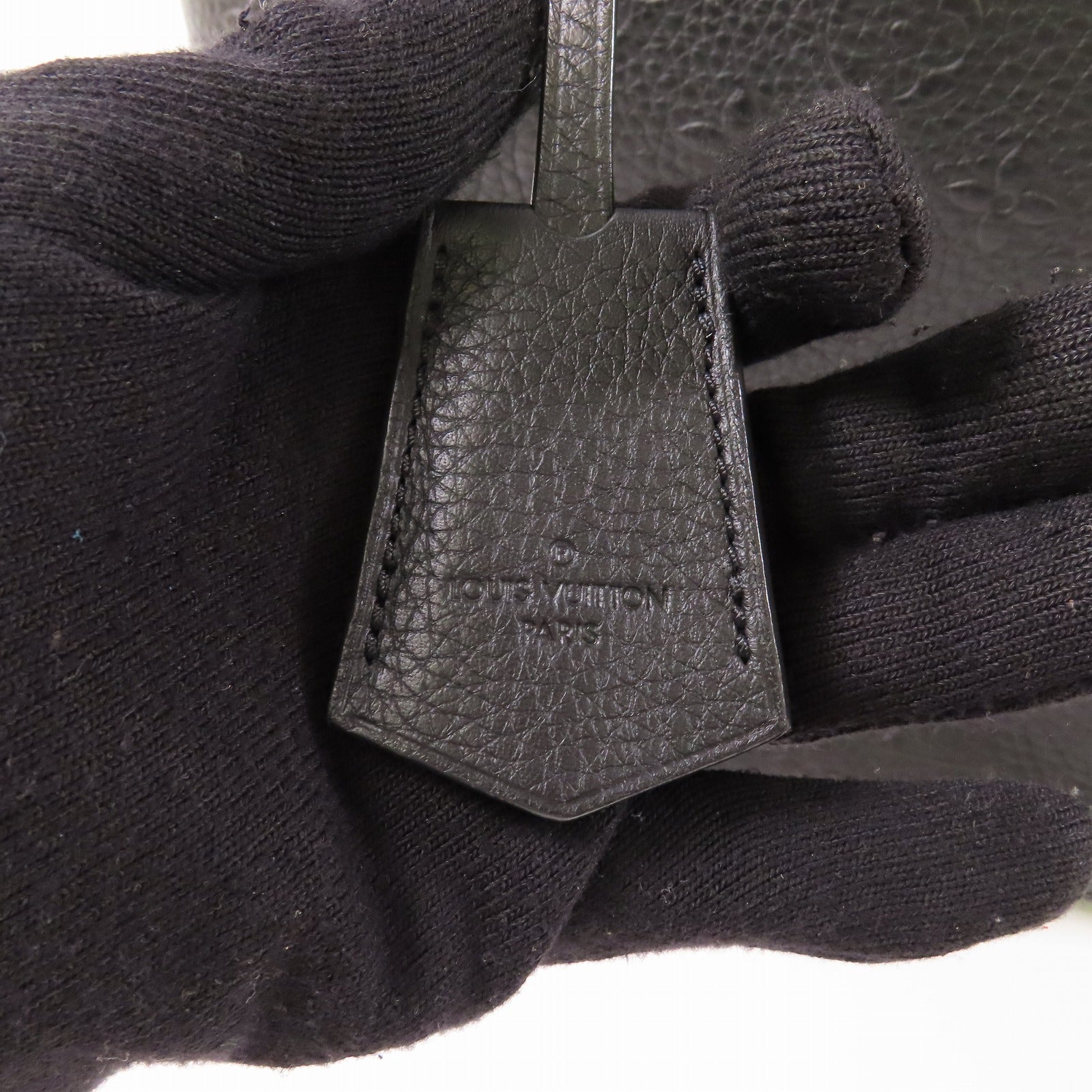 LOUIS VUITTON 【激減優惠】牛皮皮革Revelation Lockit銀扣手挽袋